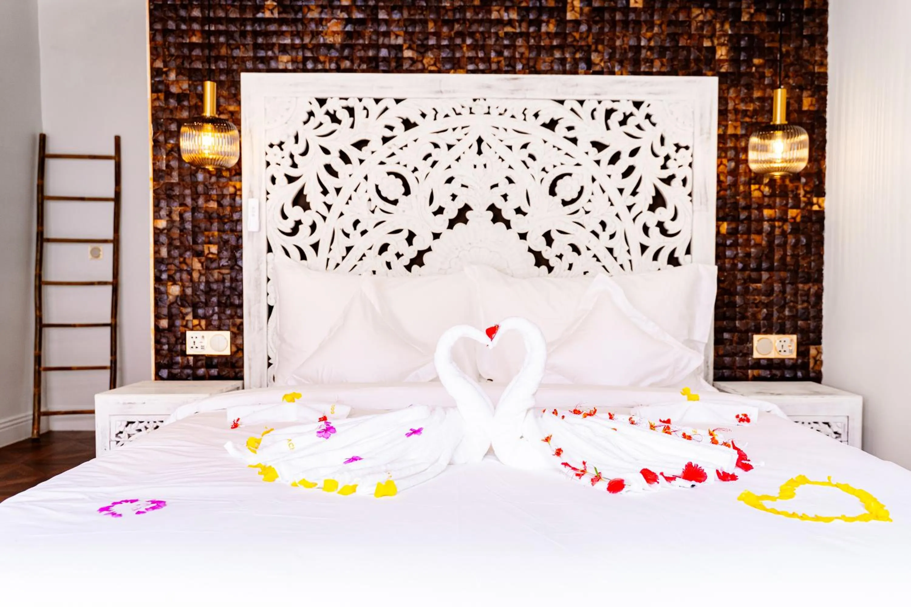 Bed in Golden Beach Resort