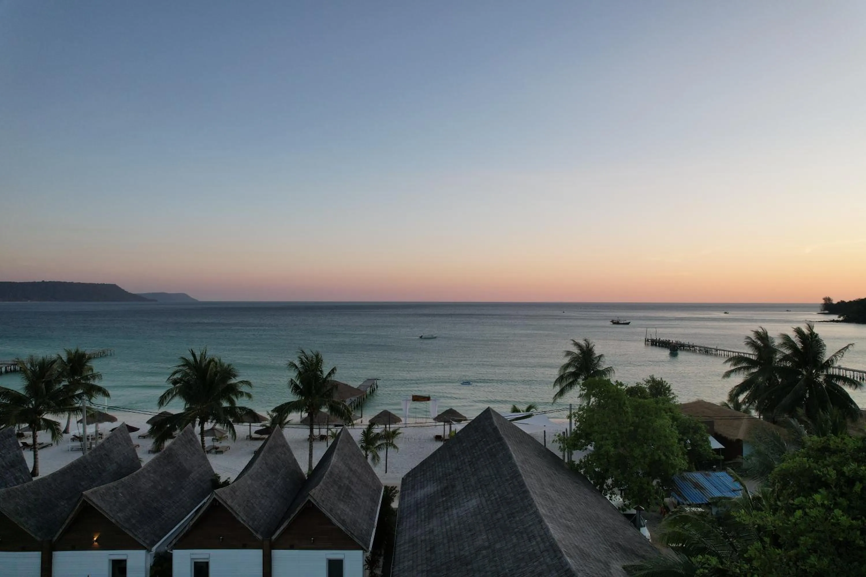 Property building in Golden Beach Resort