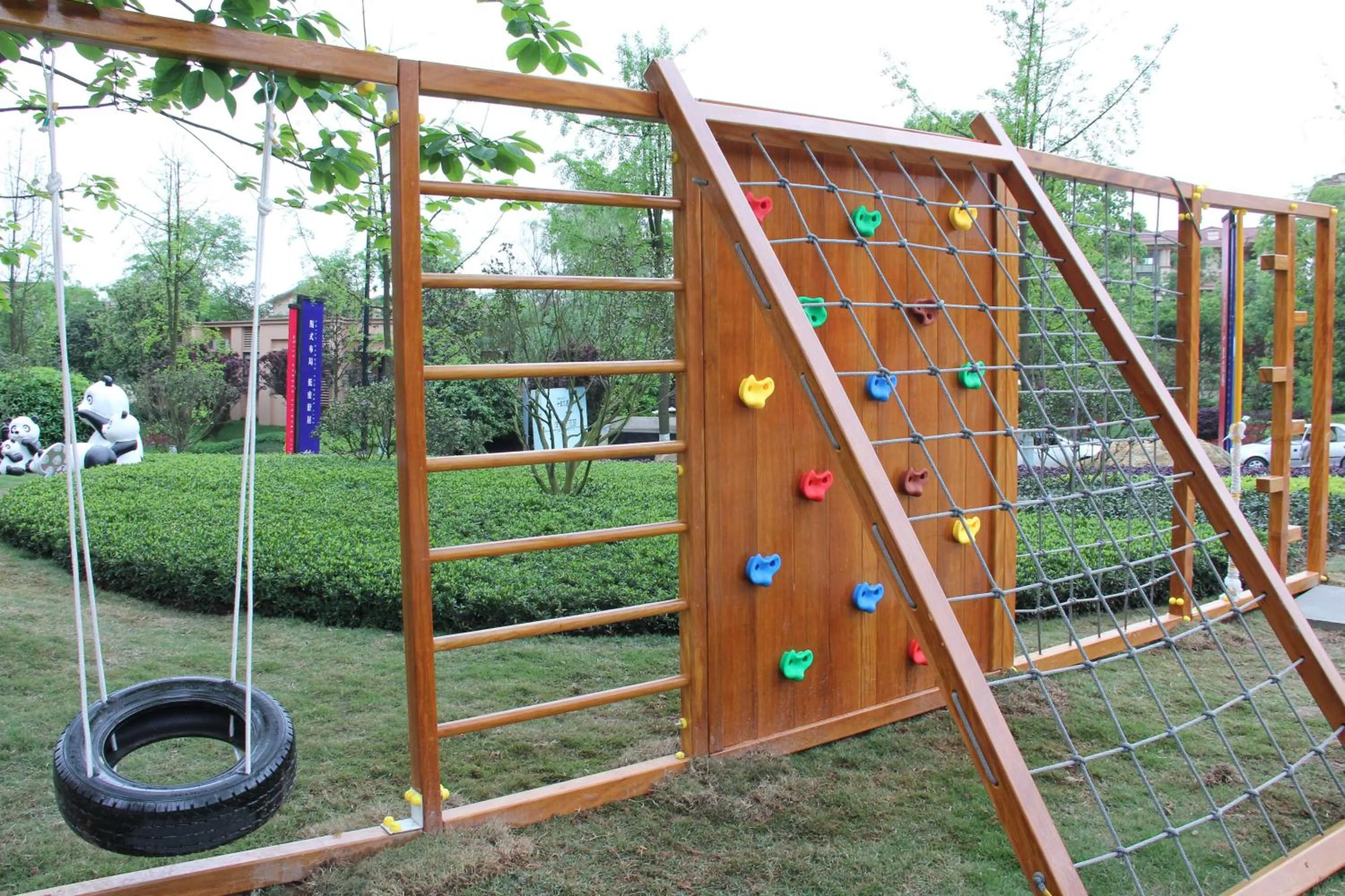 Children play ground in Howard Johnson Agile Plaza Chengdu