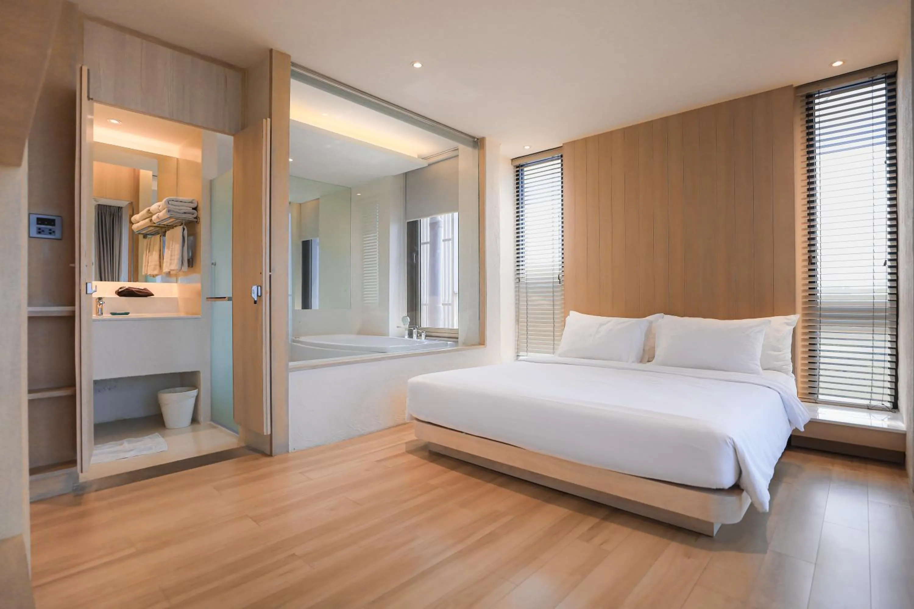 Bed in Balcony Seaside Sriracha Hotel & Serviced Apartments