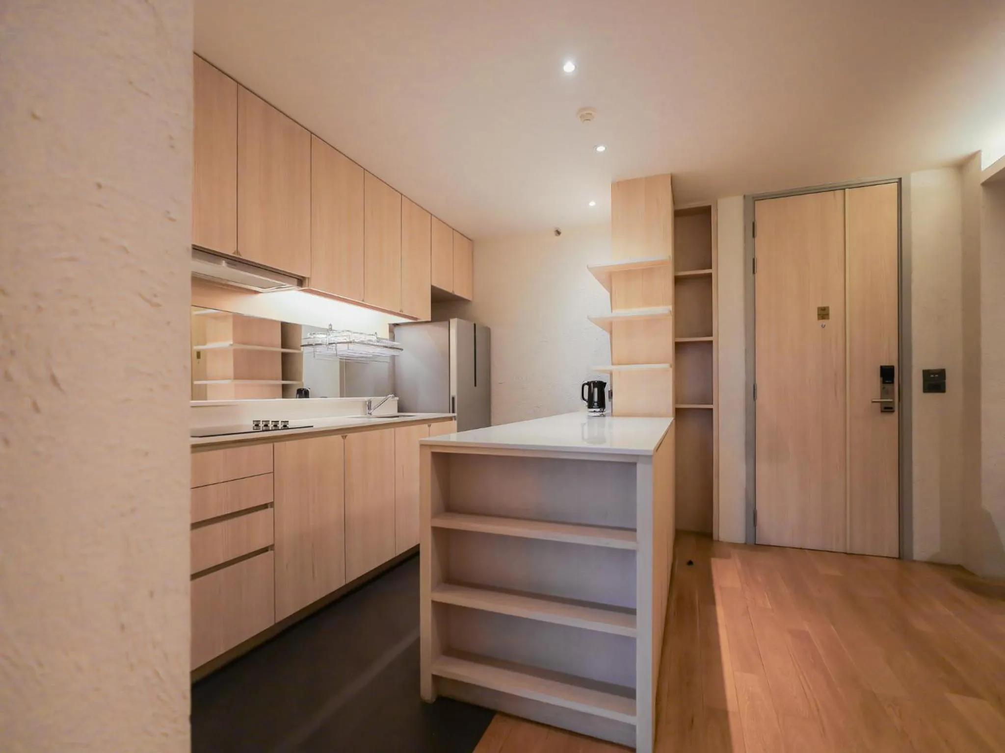 Kitchen or kitchenette in Balcony Seaside Sriracha Hotel & Serviced Apartments