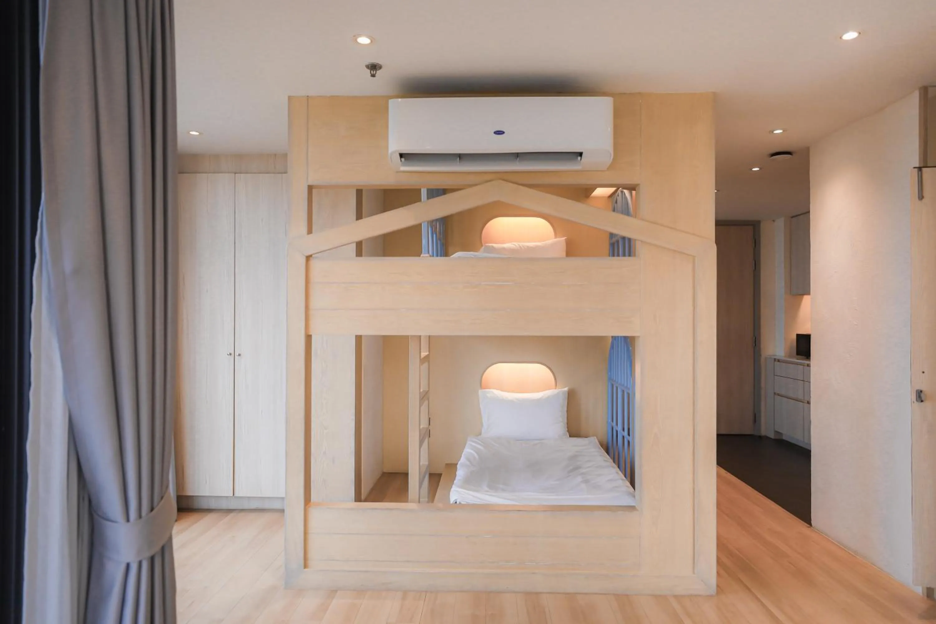 Bed in Balcony Seaside Sriracha Hotel & Serviced Apartments