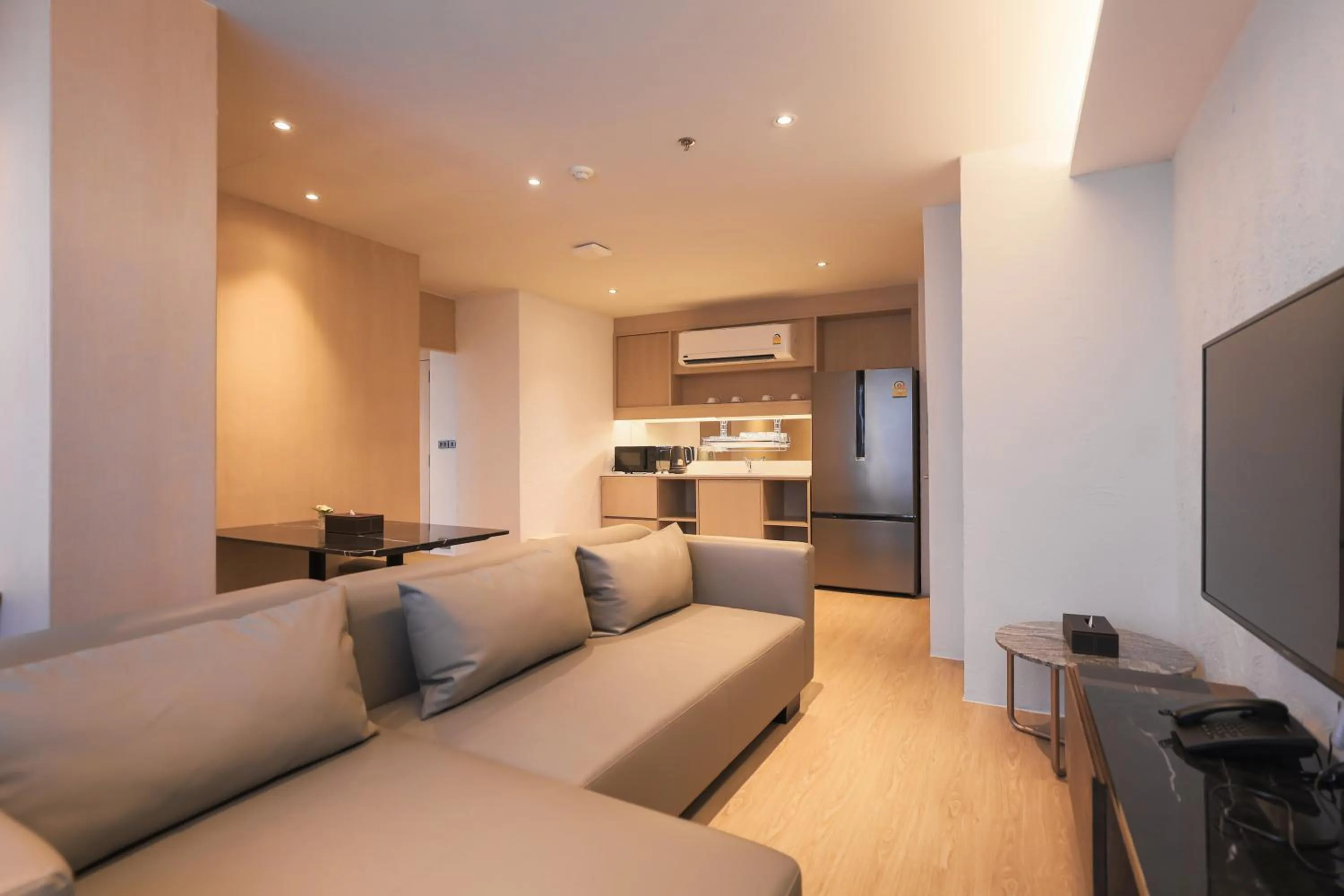 TV and multimedia in Balcony Seaside Sriracha Hotel & Serviced Apartments