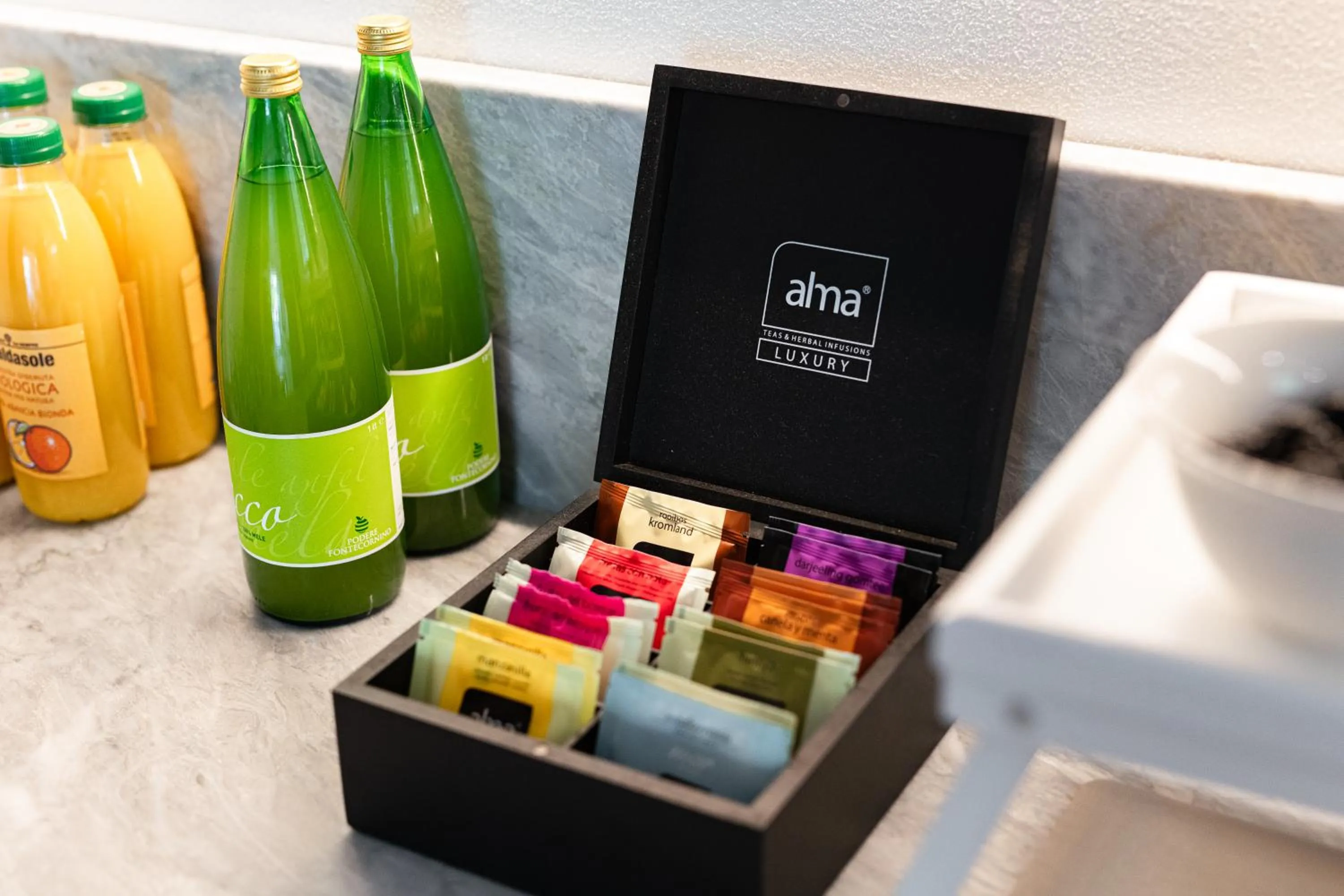 Breakfast in Villa Fedora Luxury Suites