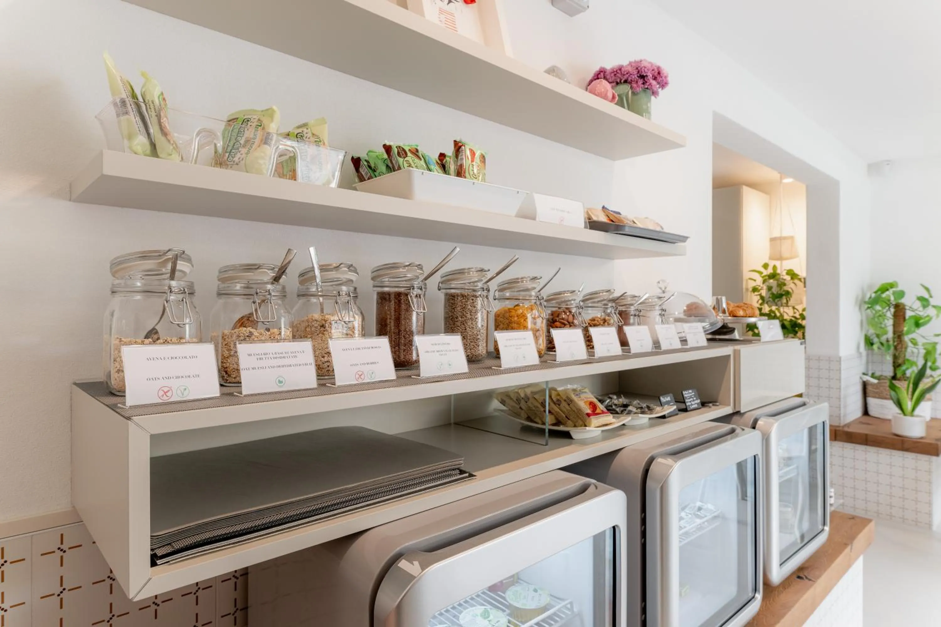 Breakfast in Villa Fedora Luxury Suites