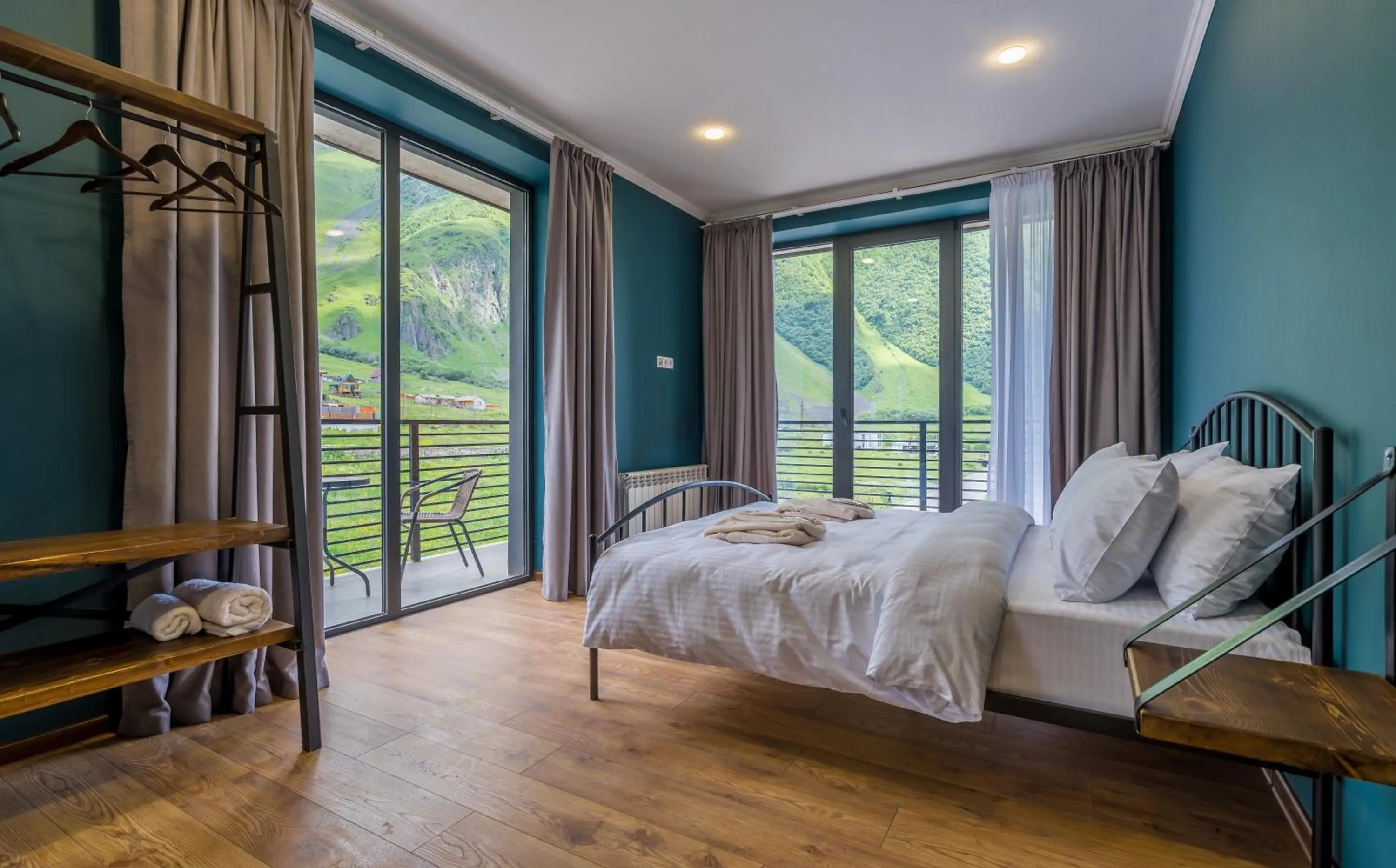 Photo of the whole room, Bed in Hotel Darchi Kazbegi