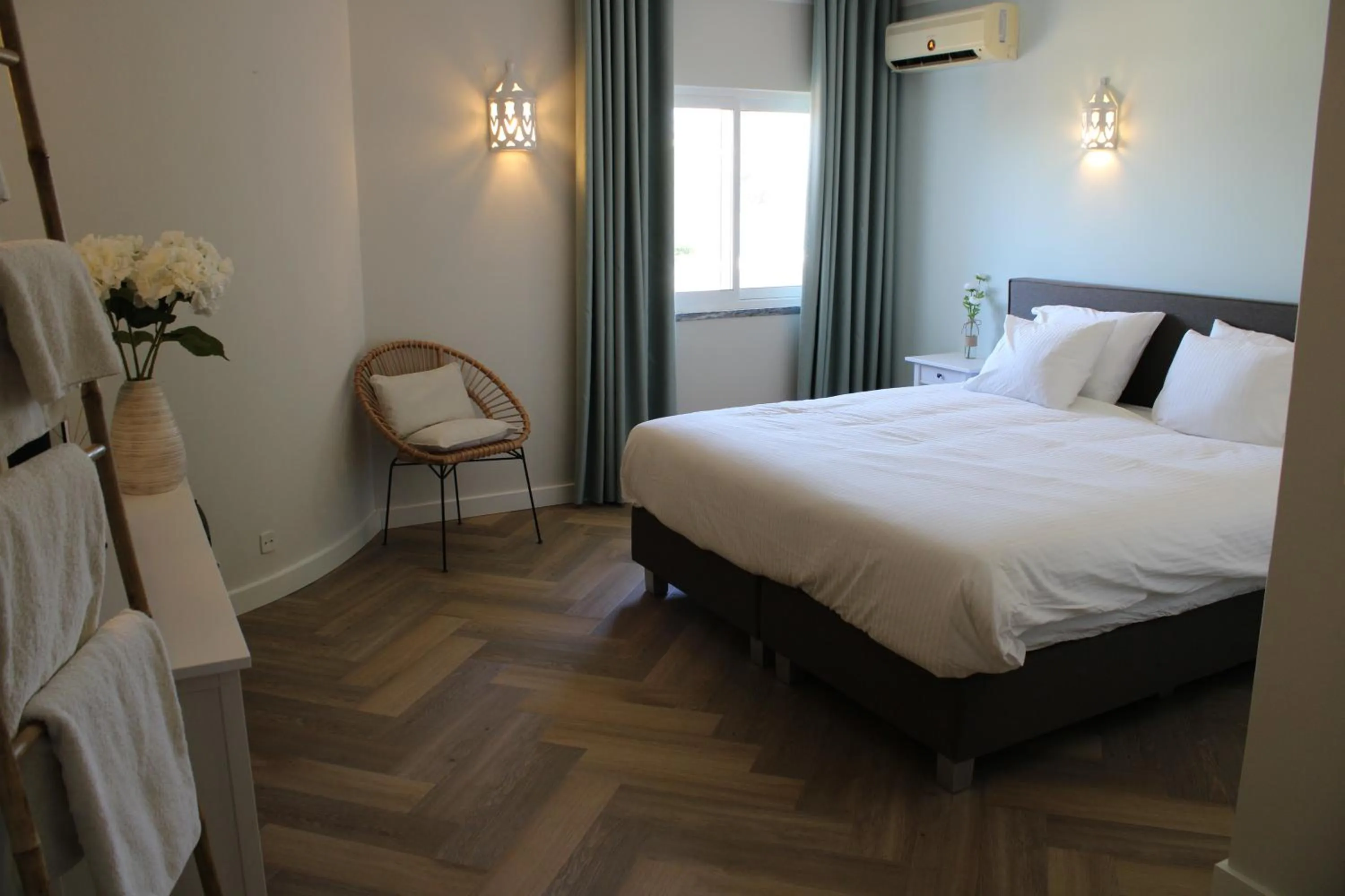 Bedroom, Bed in Casa Carioca Carvoeiro