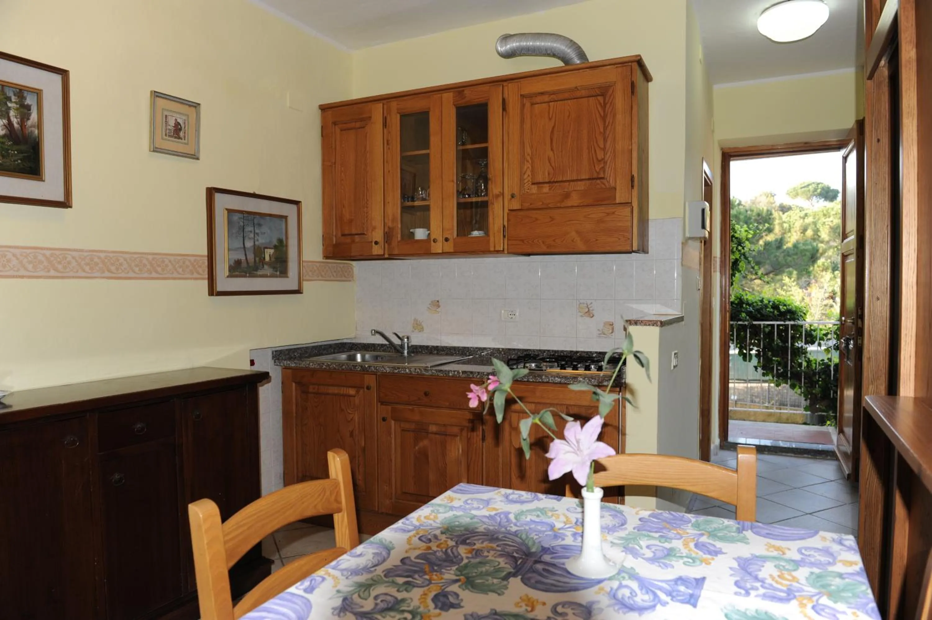 Kitchen or kitchenette in Residence Vacanza Mare