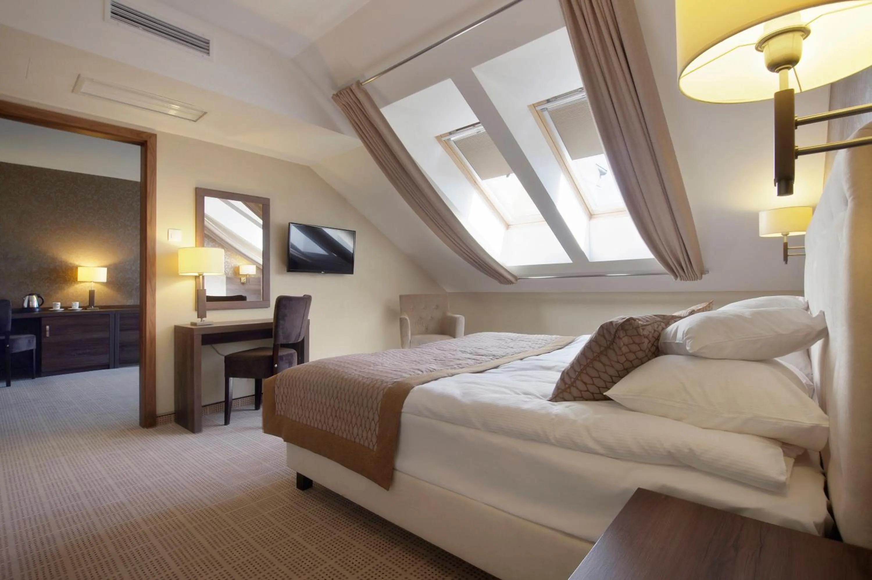 Bed in Tristan Hotel & SPA