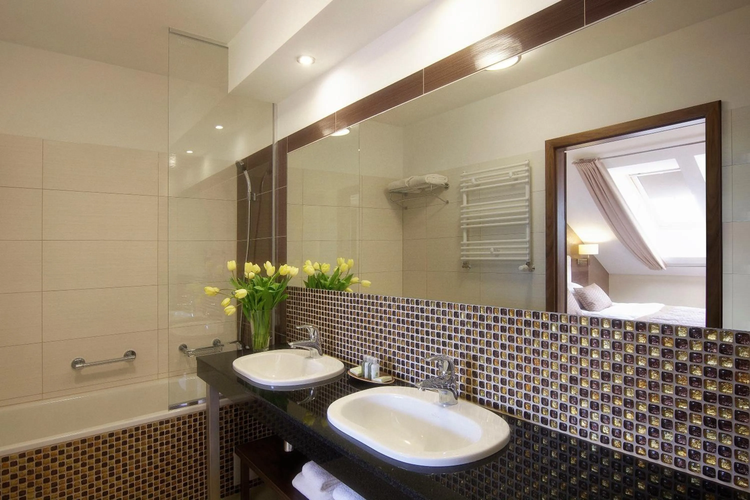 Bathroom in Tristan Hotel & SPA