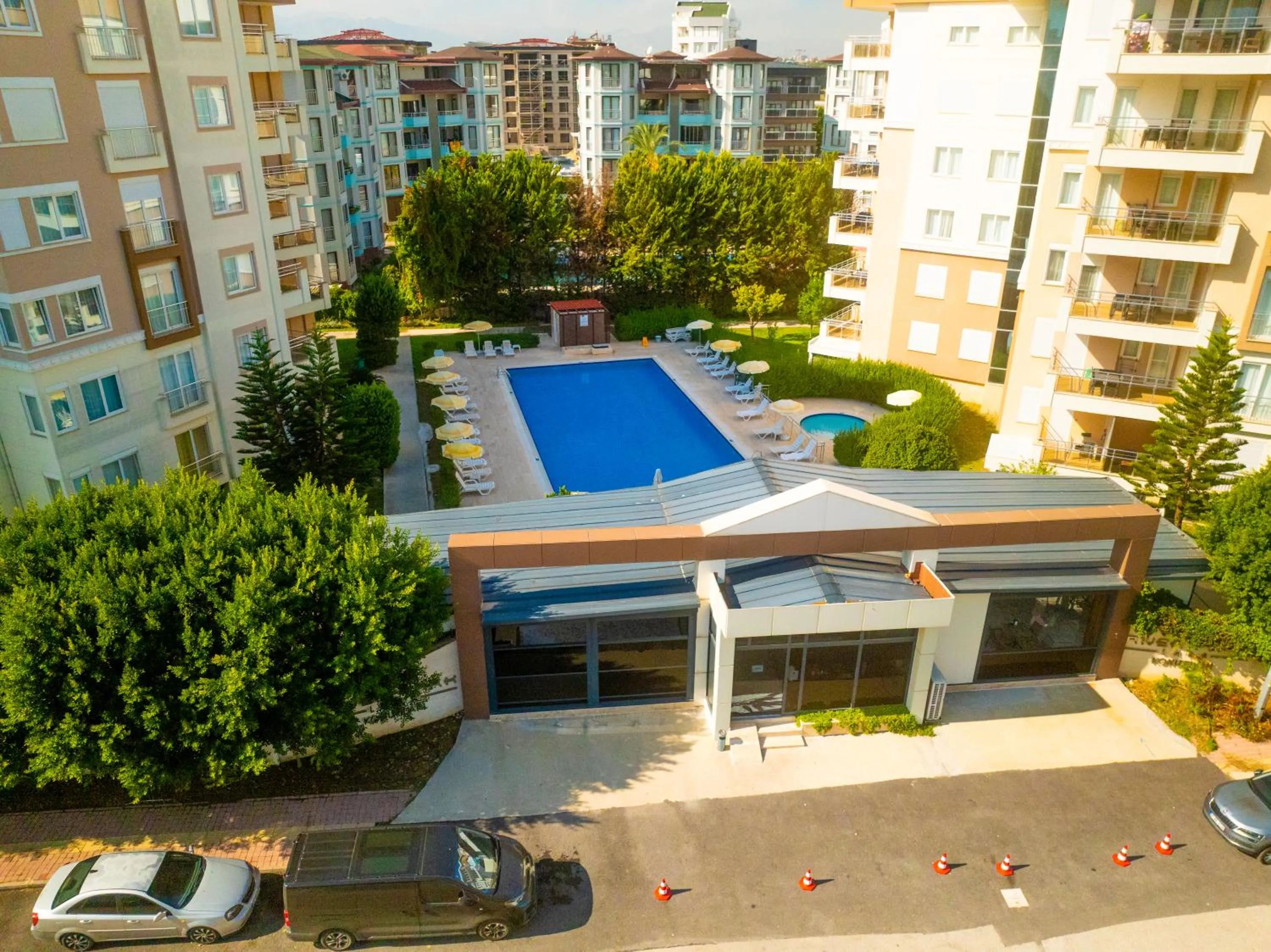 Property building in River Park Residence Lara