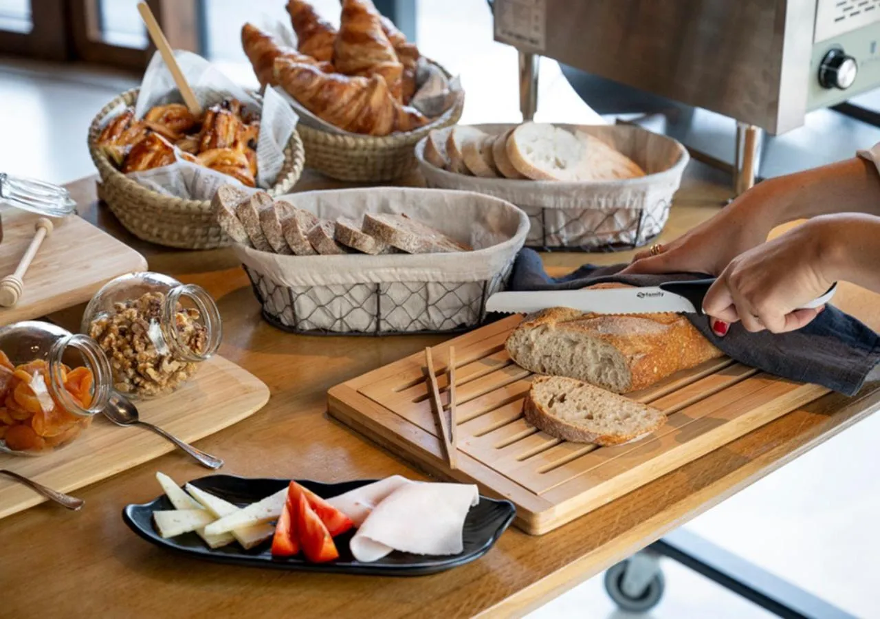 Breakfast in Kora Green City - Aparthotel Passivhaus