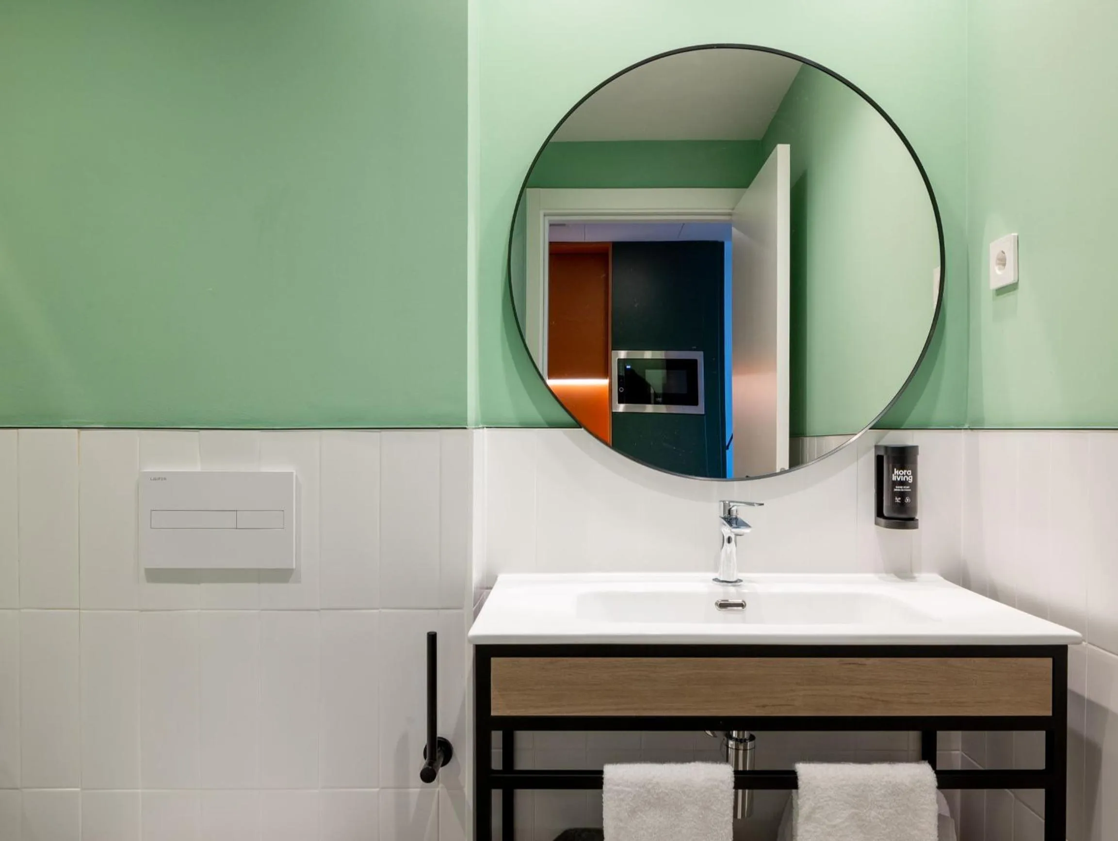 Bathroom in Kora Green City - Aparthotel Passivhaus