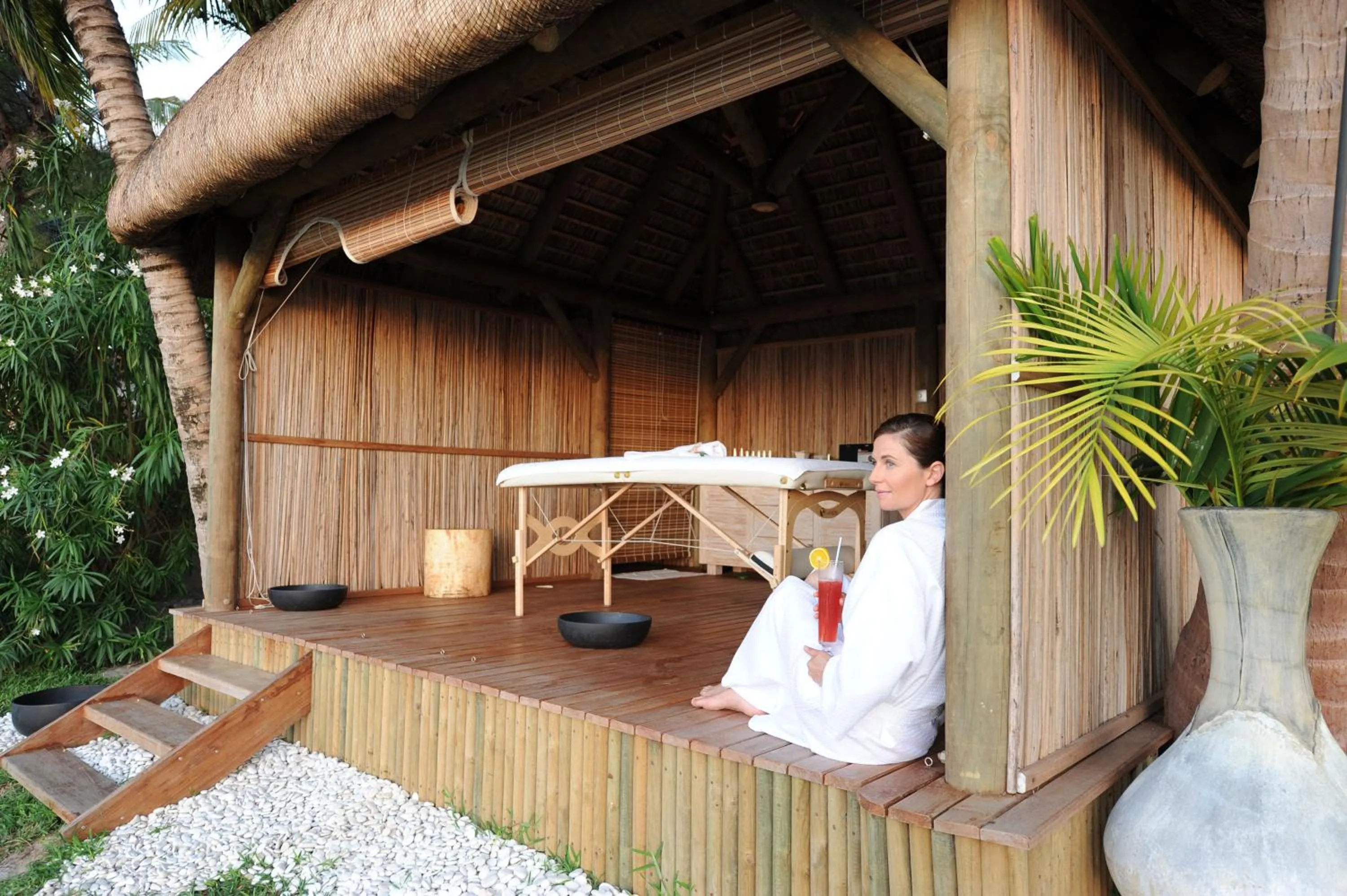 Massage in Constance Sakoa Boutik