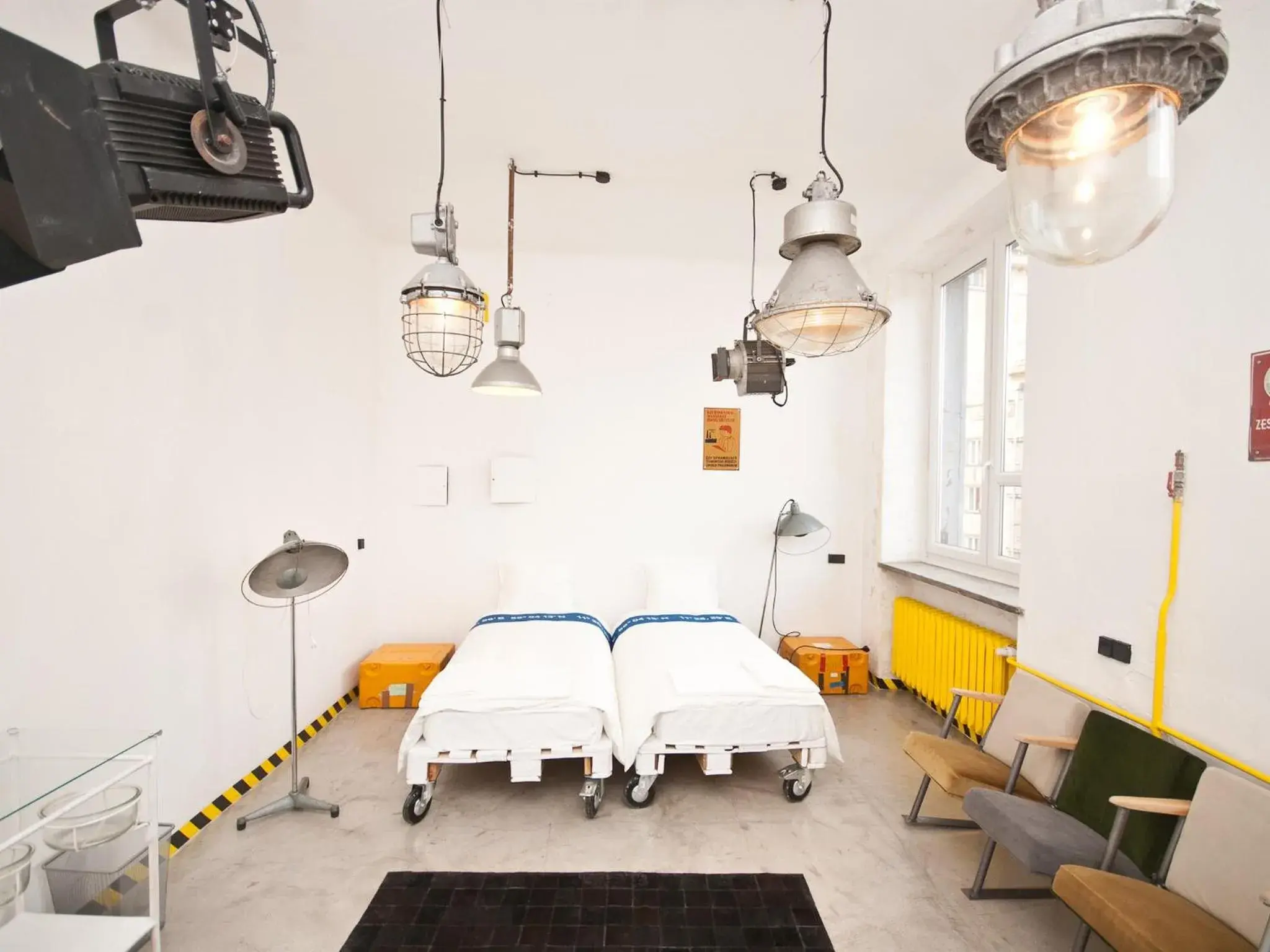 Double or Twin Room with Private External Bathroom in Loft Lot Pszczoły Double or Twin Room with Private External Bathroom in Loft Lot Pszczoły