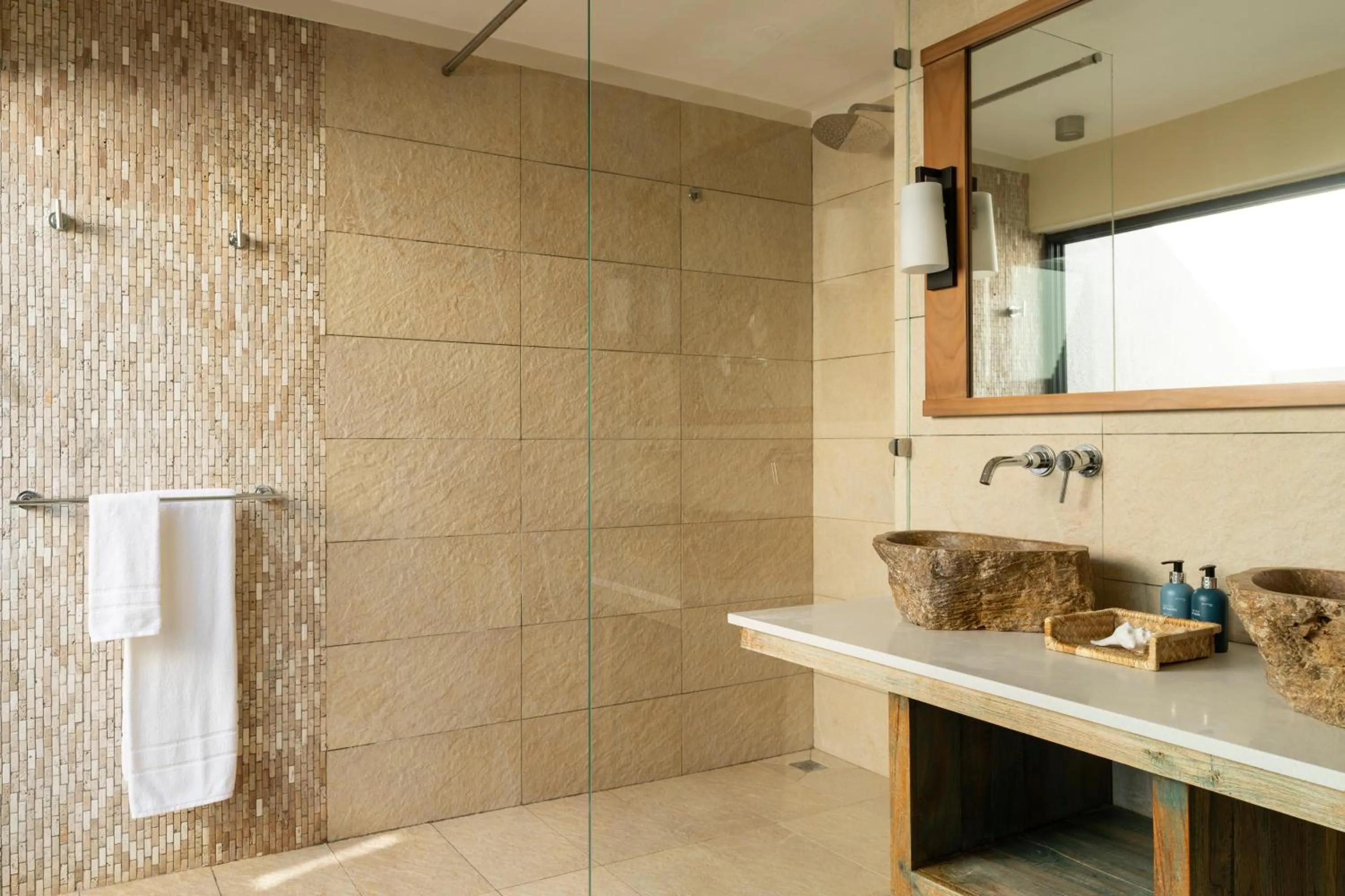 Shower in Constance Tekoma - Rodrigues Island