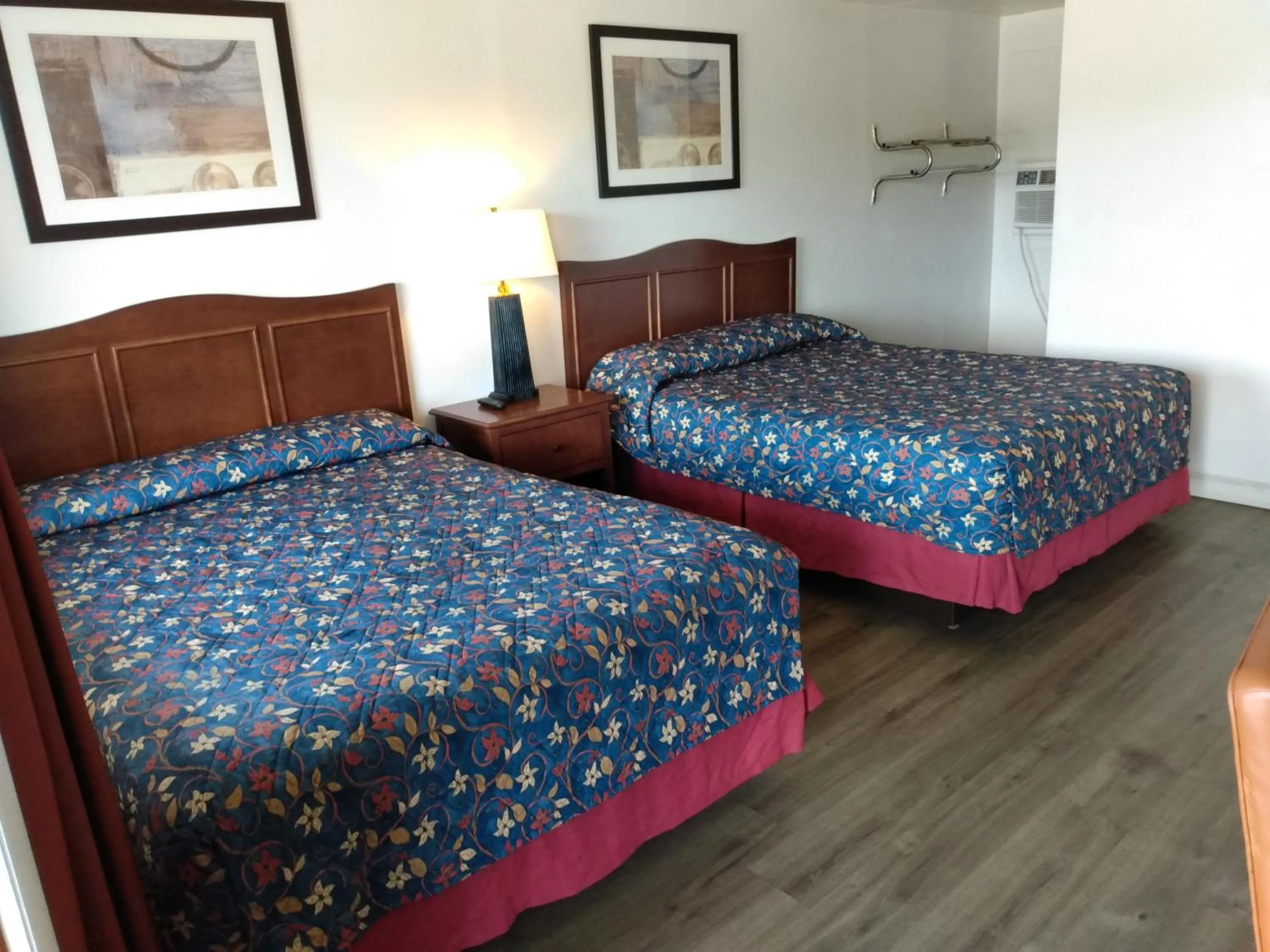 Bedroom, Bed in Eldorado Motel New Castle