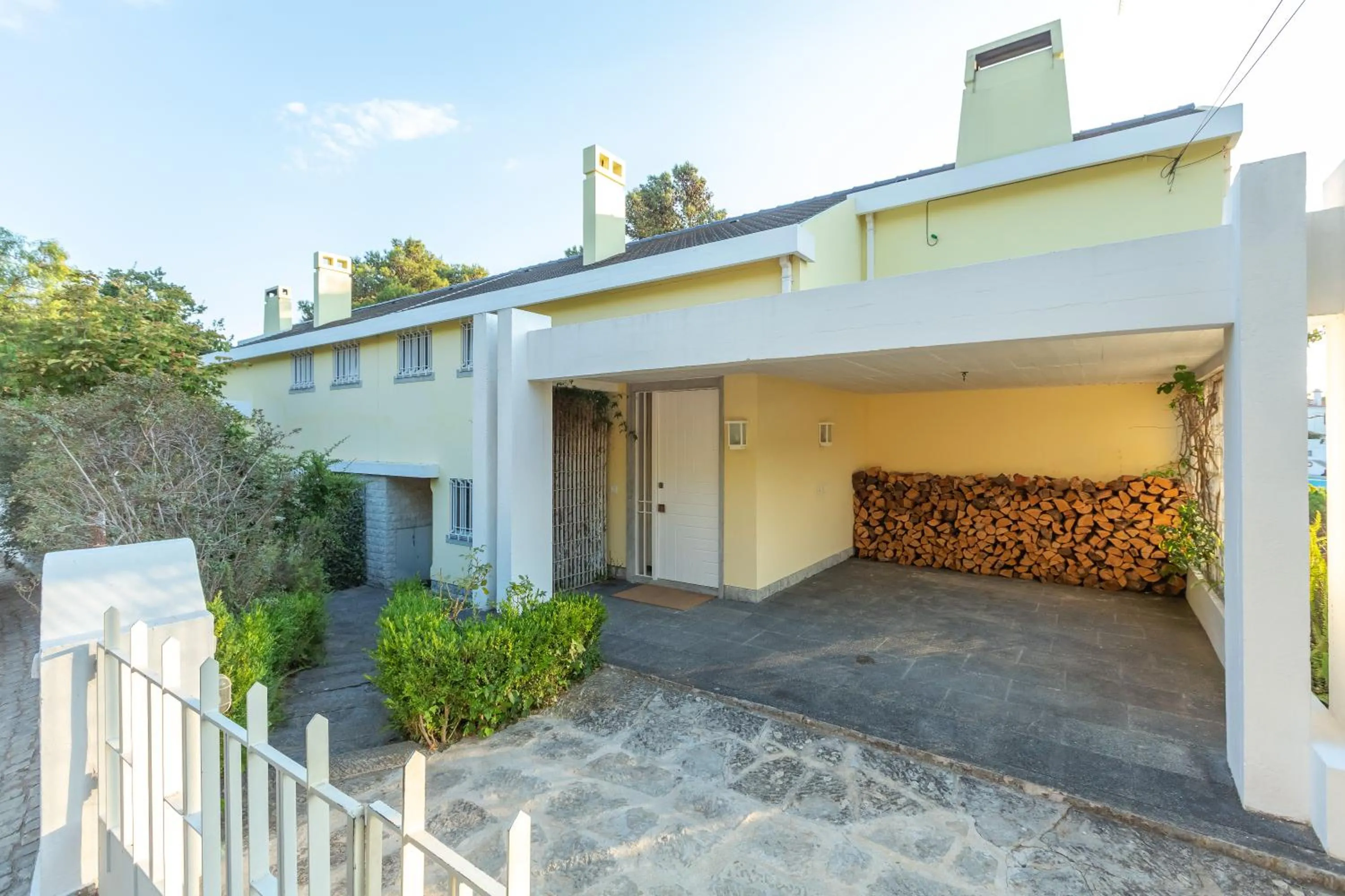 Estoril House