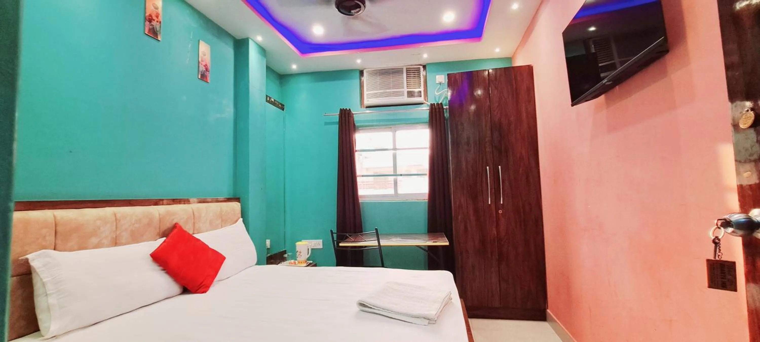 Bed in Hotel Ananya Inn