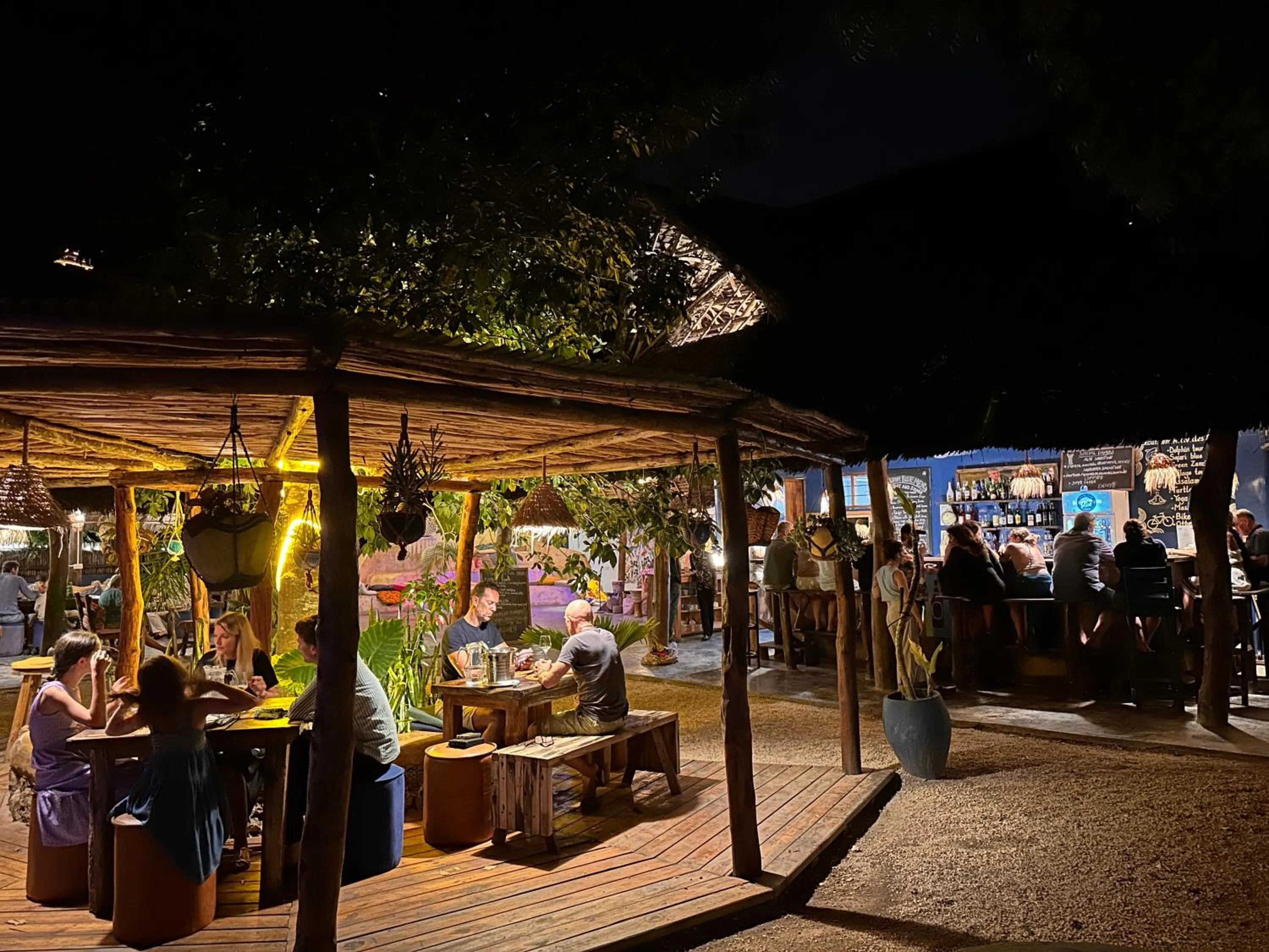 Restaurant/places to eat in Kameleon Blue