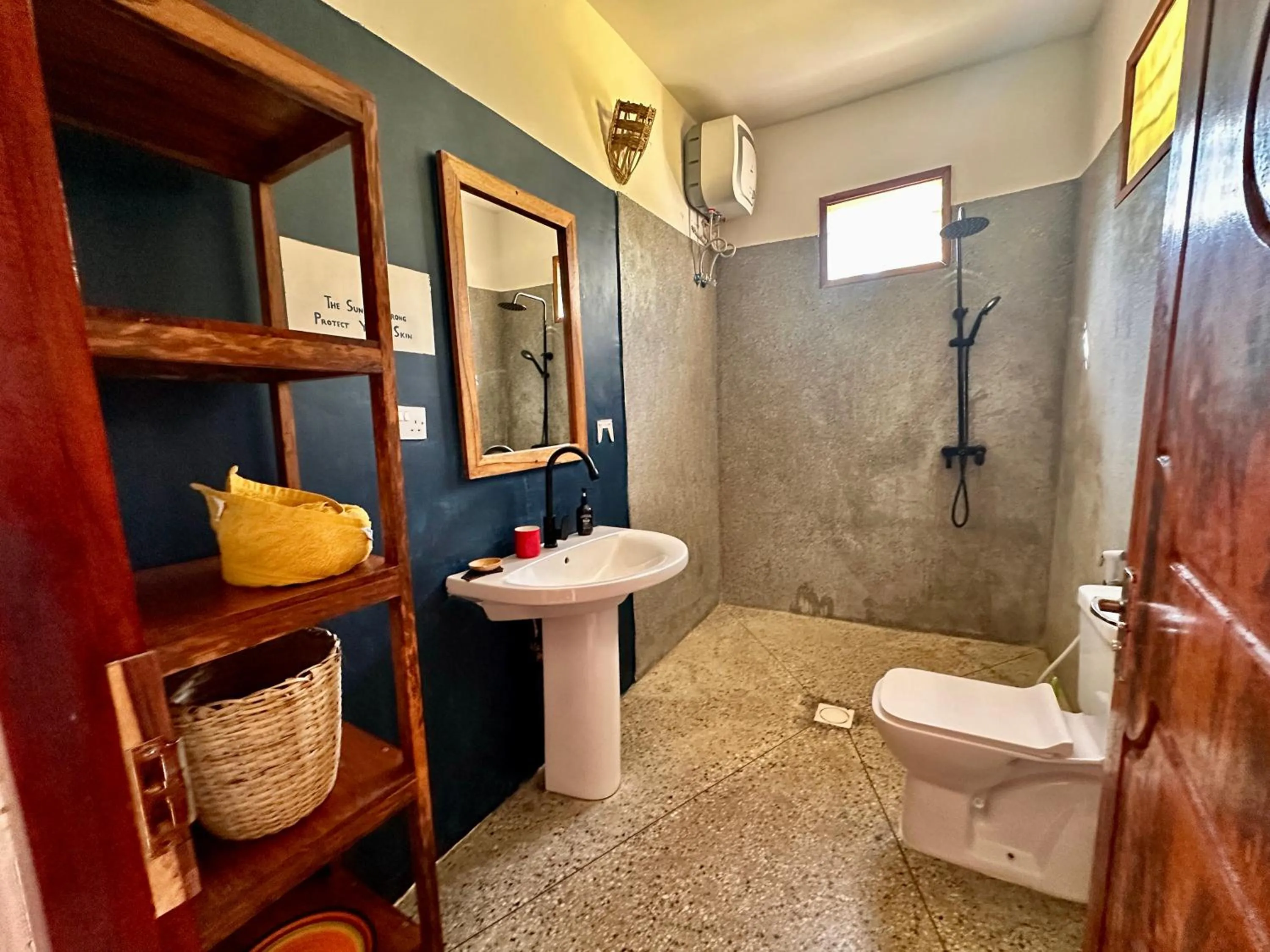 Bathroom in Kameleon Blue