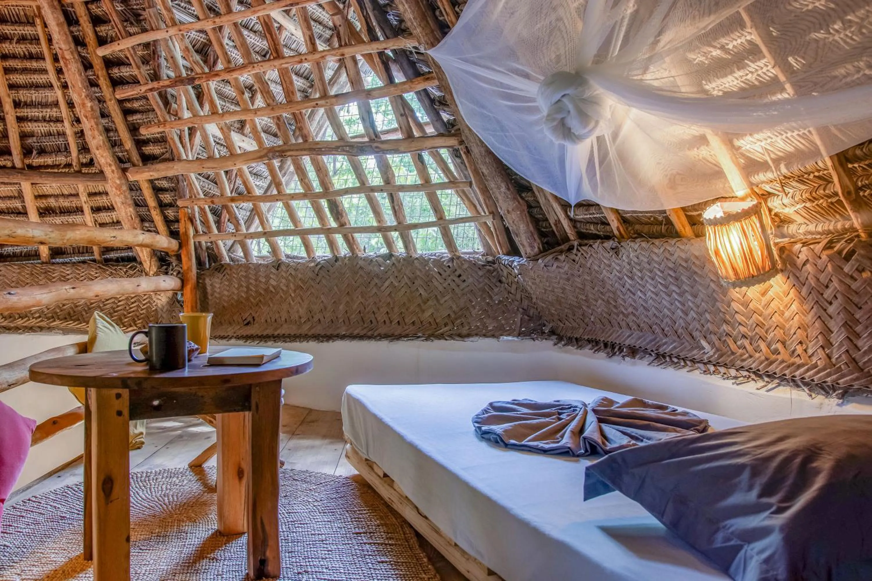 Seating area in Kameleon Blue