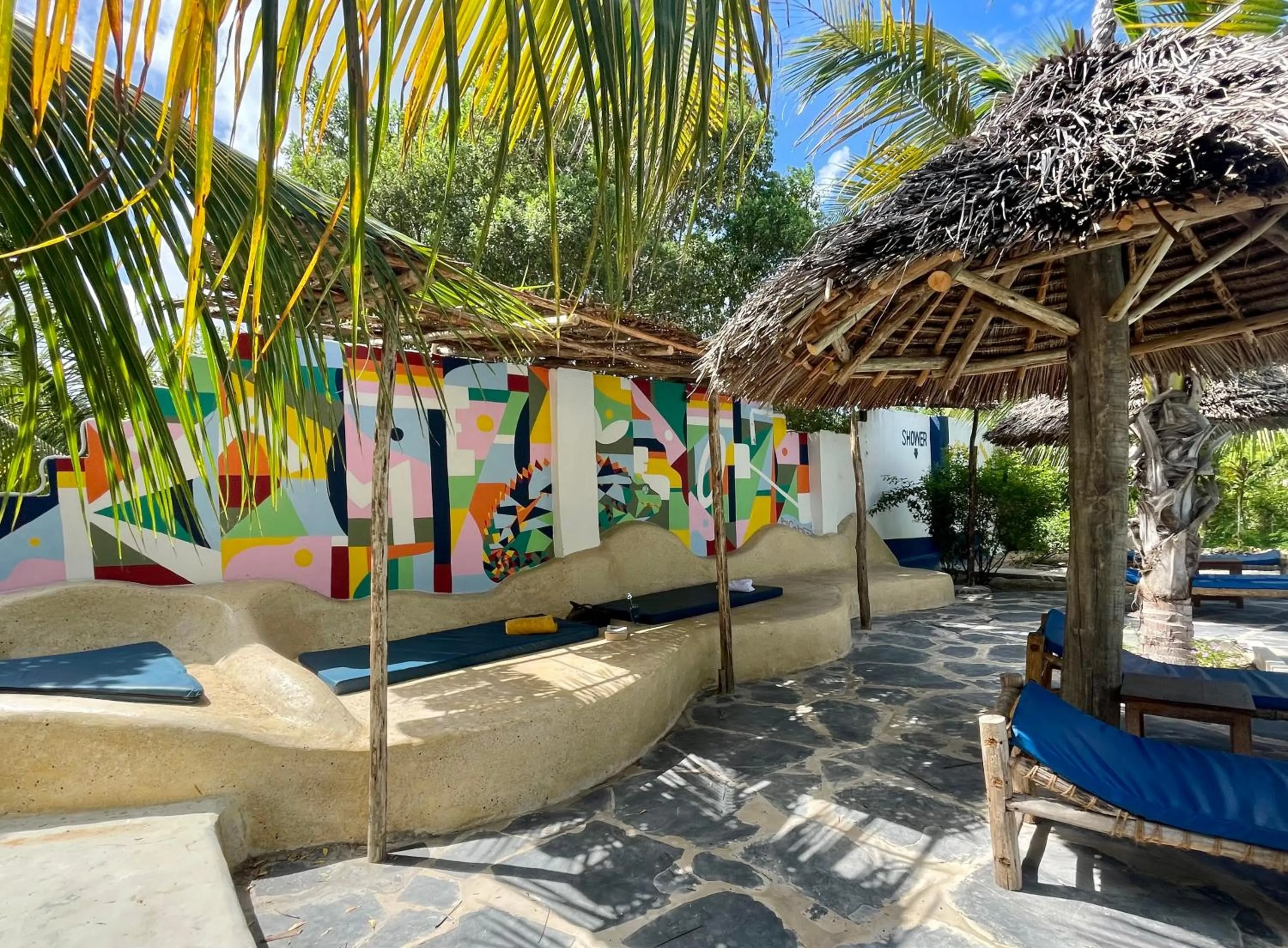 sunbed in Kameleon Blue