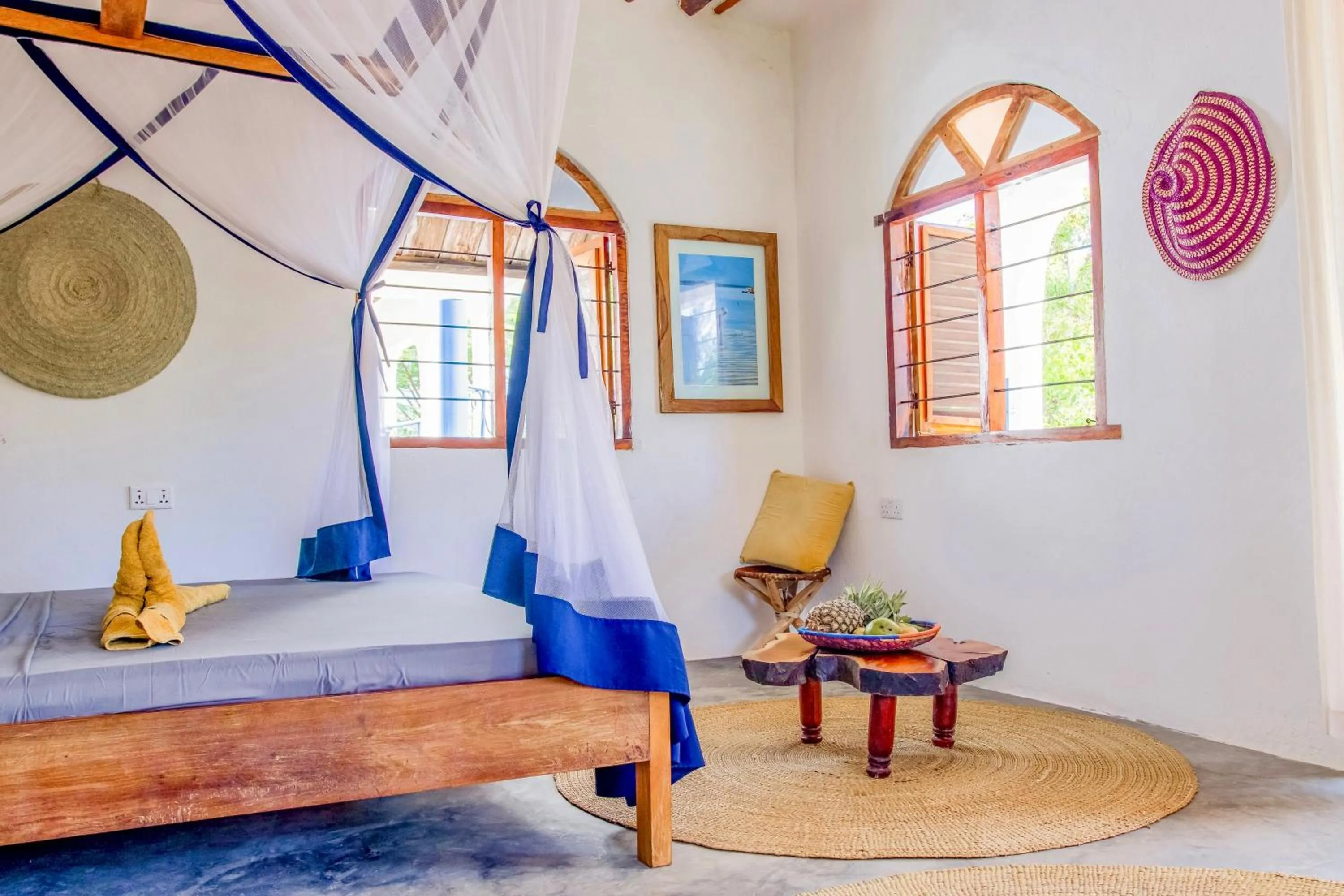 Seating area in Kameleon Blue