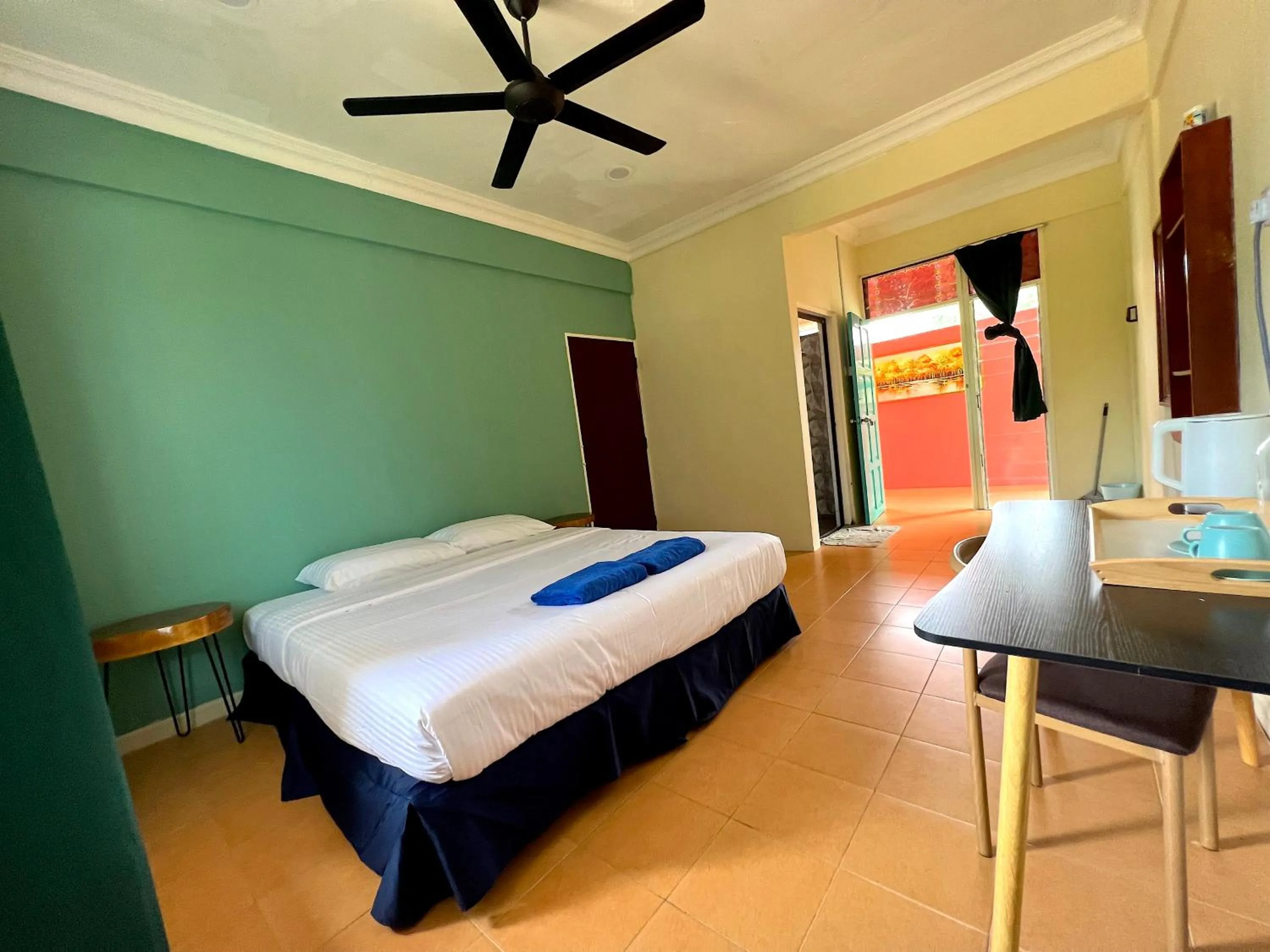 Bed in papaya resort