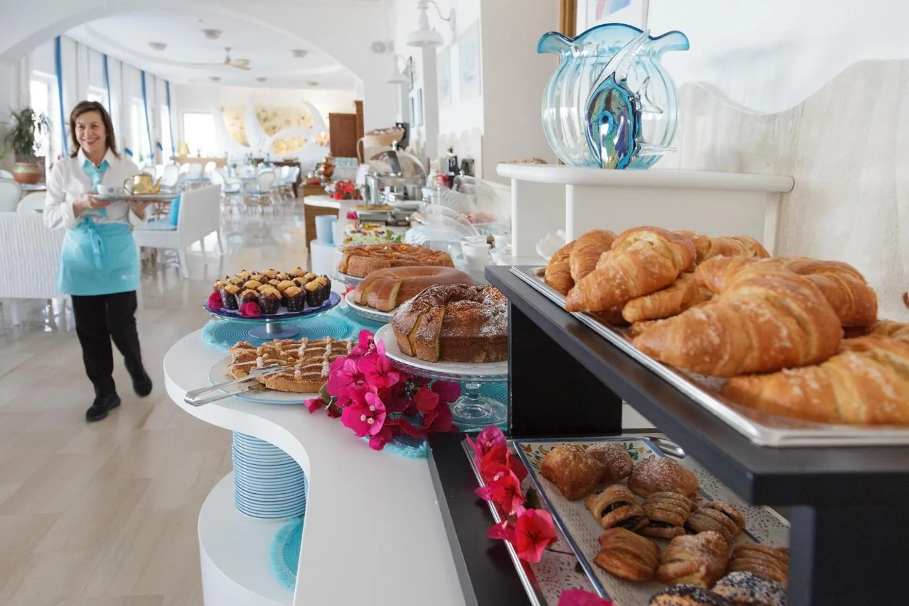 Breakfast in Hotel Aurora