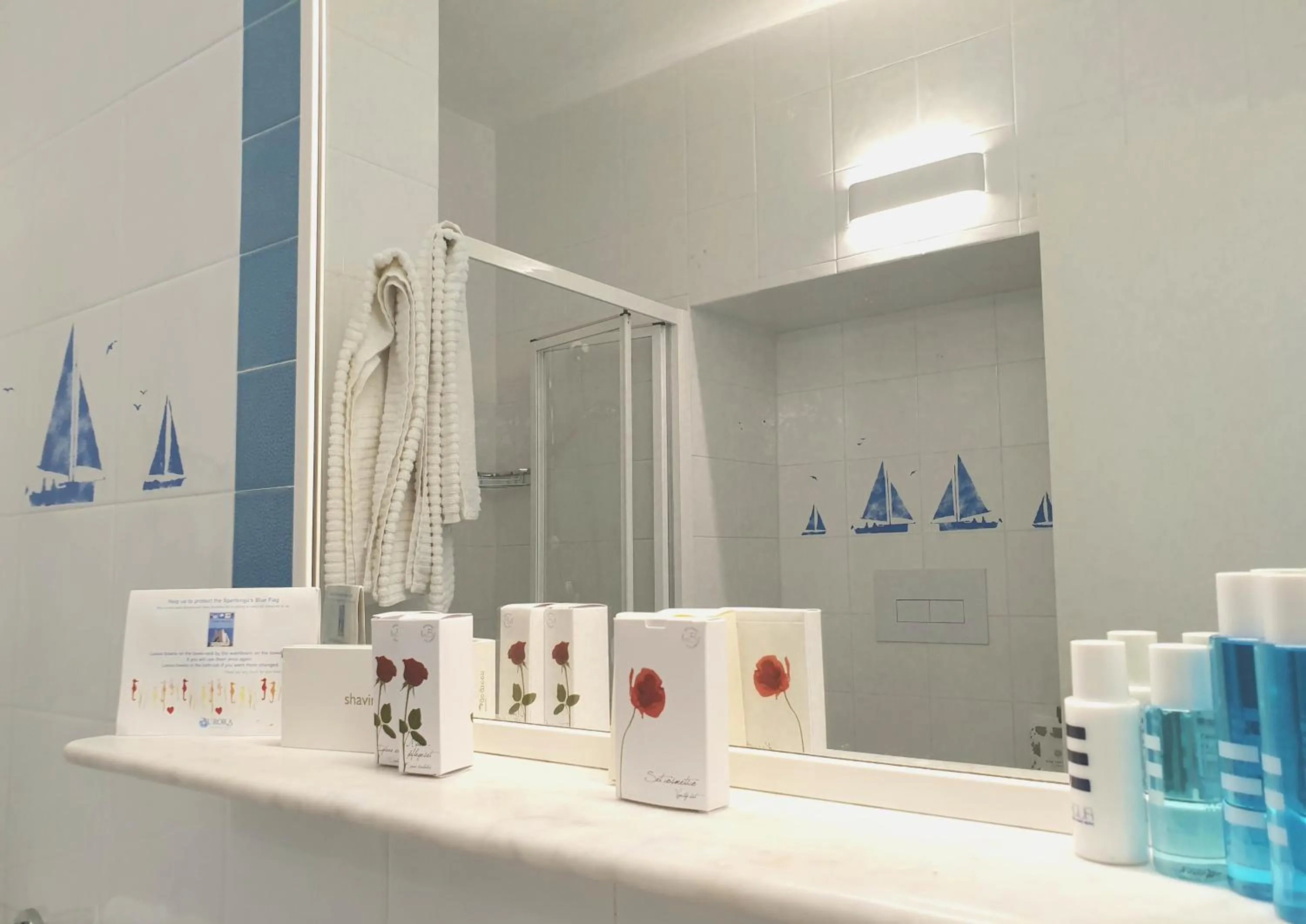 Bathroom in Hotel Aurora