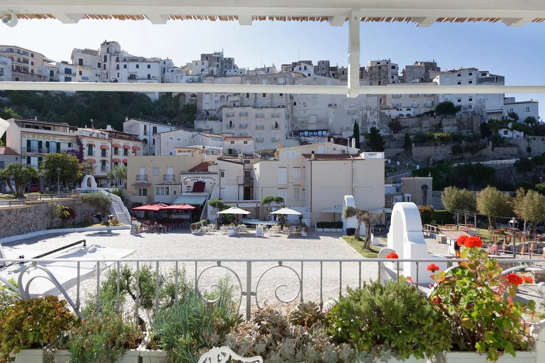 Junior Suite with Sea View in Hotel Aurora Junior Suite with Sea View in Hotel Aurora