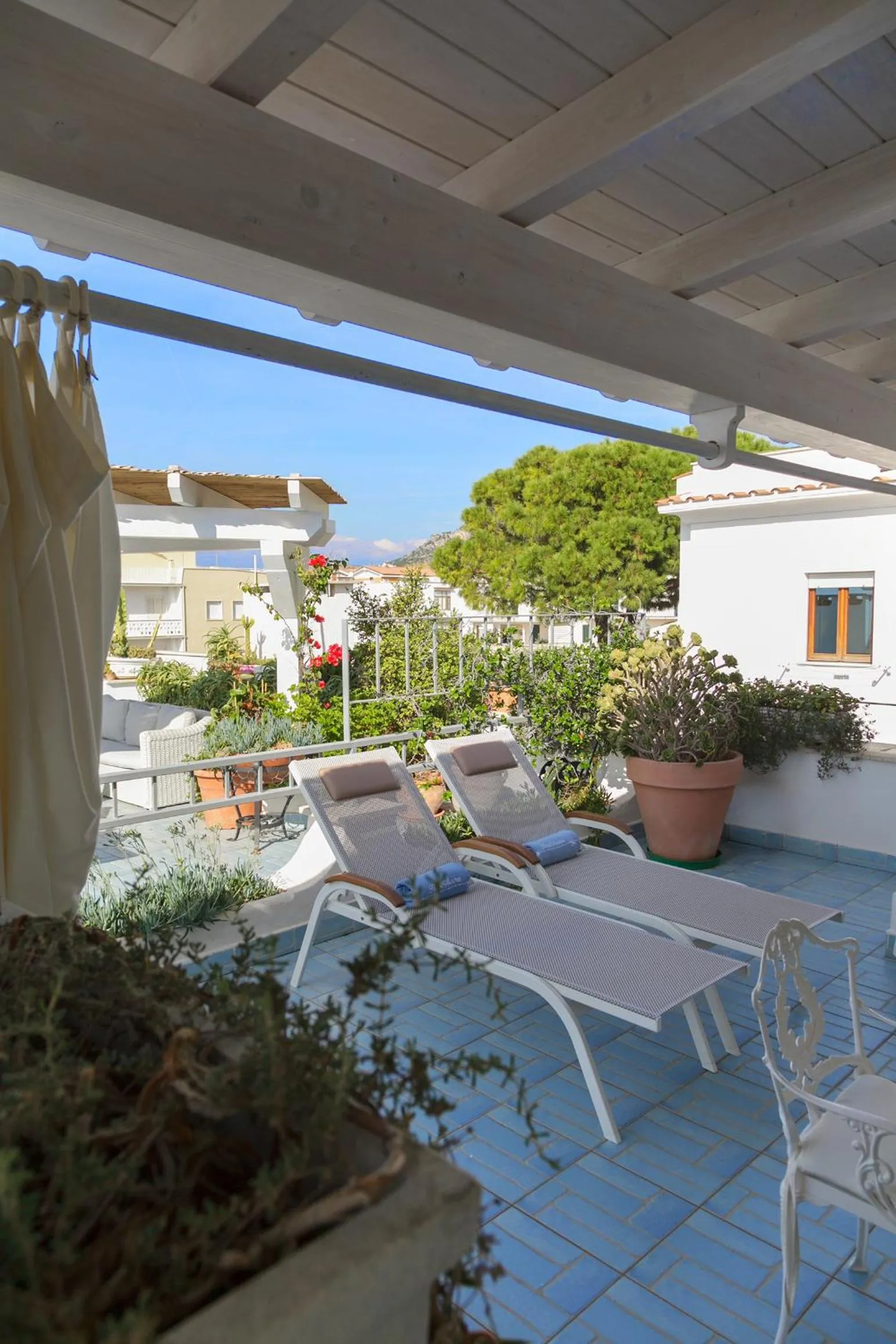 Patio in Hotel Aurora