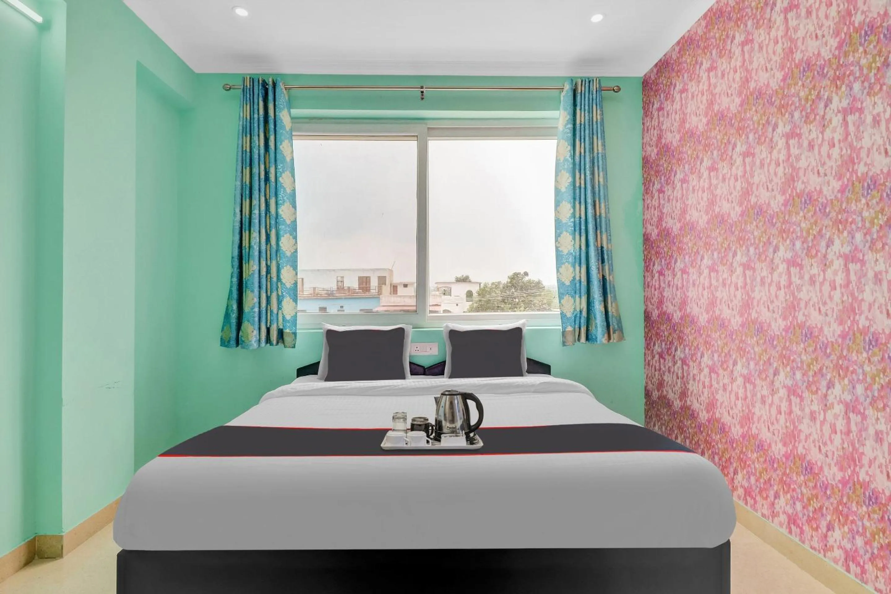 Bedroom, Bed in Super Collection O The Kailash Hotel