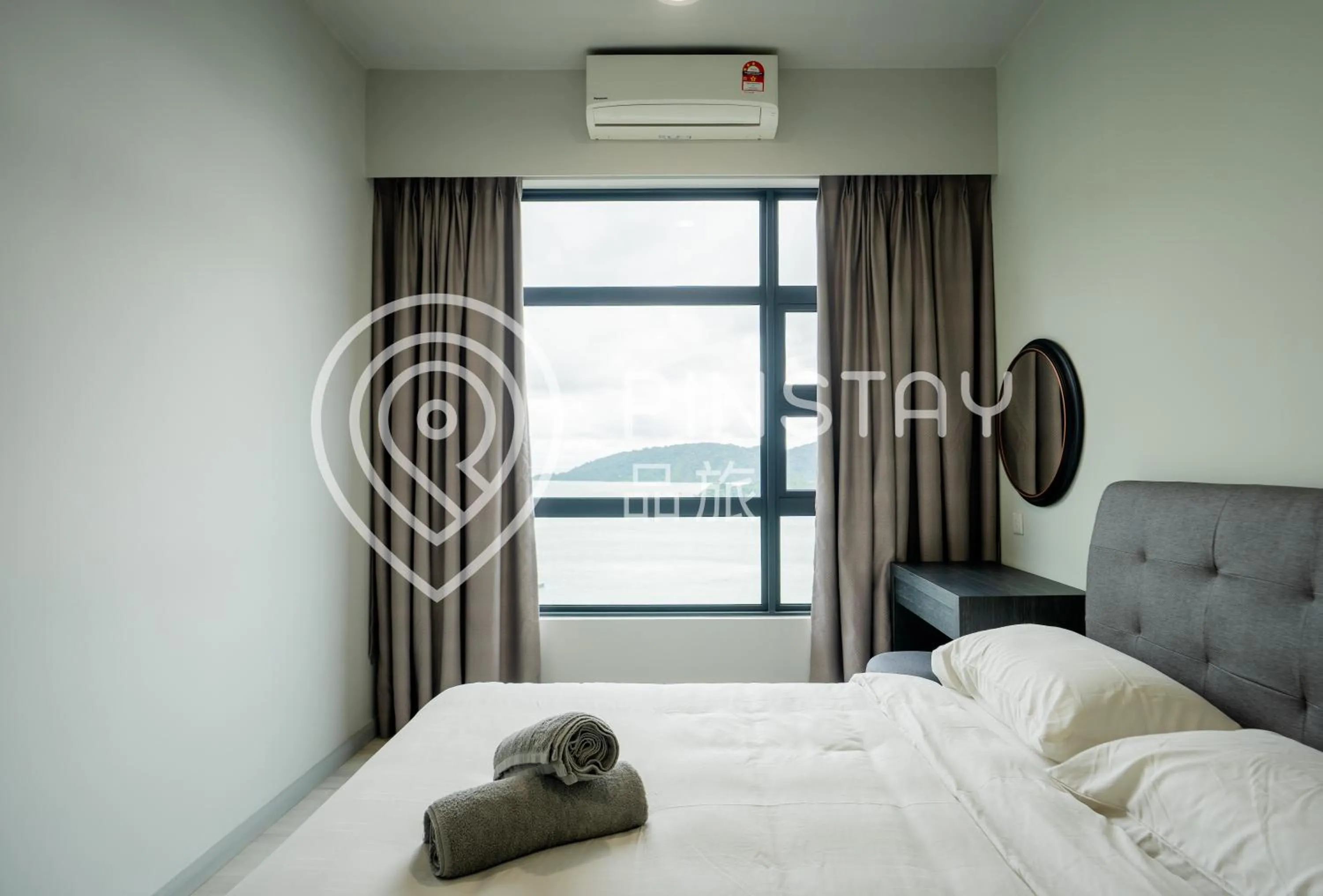 Bed in Jesselton Quay by Pinstay