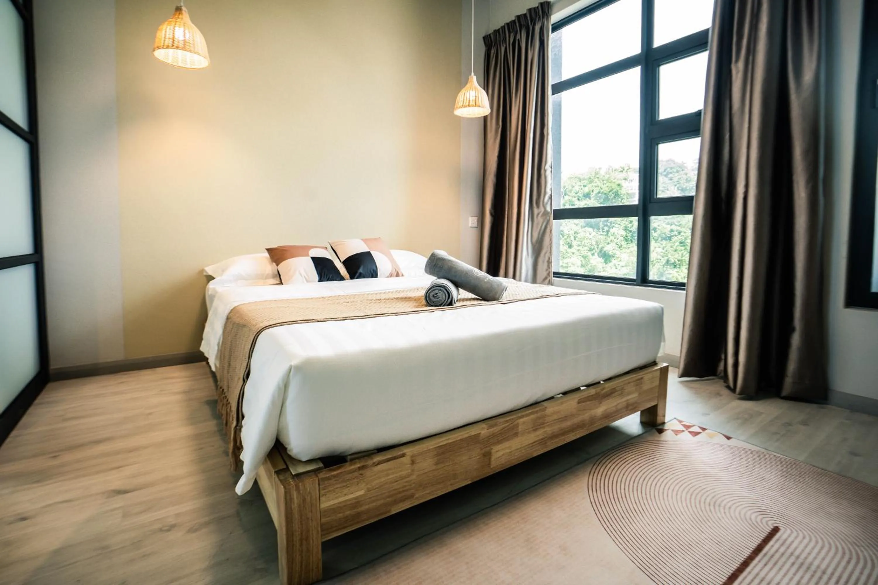 Bed in Jesselton Quay by Pinstay