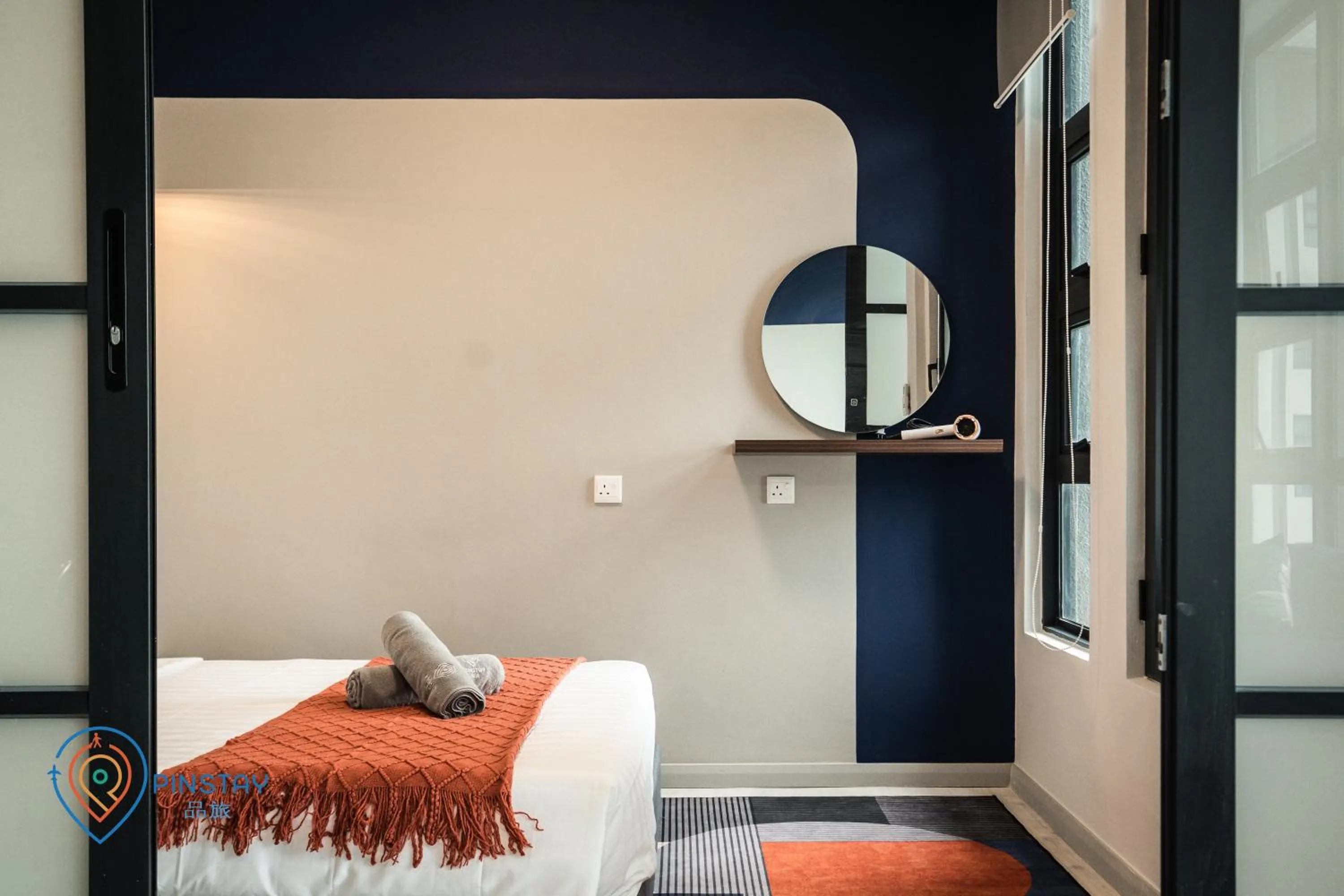 Bed in Jesselton Quay by Pinstay