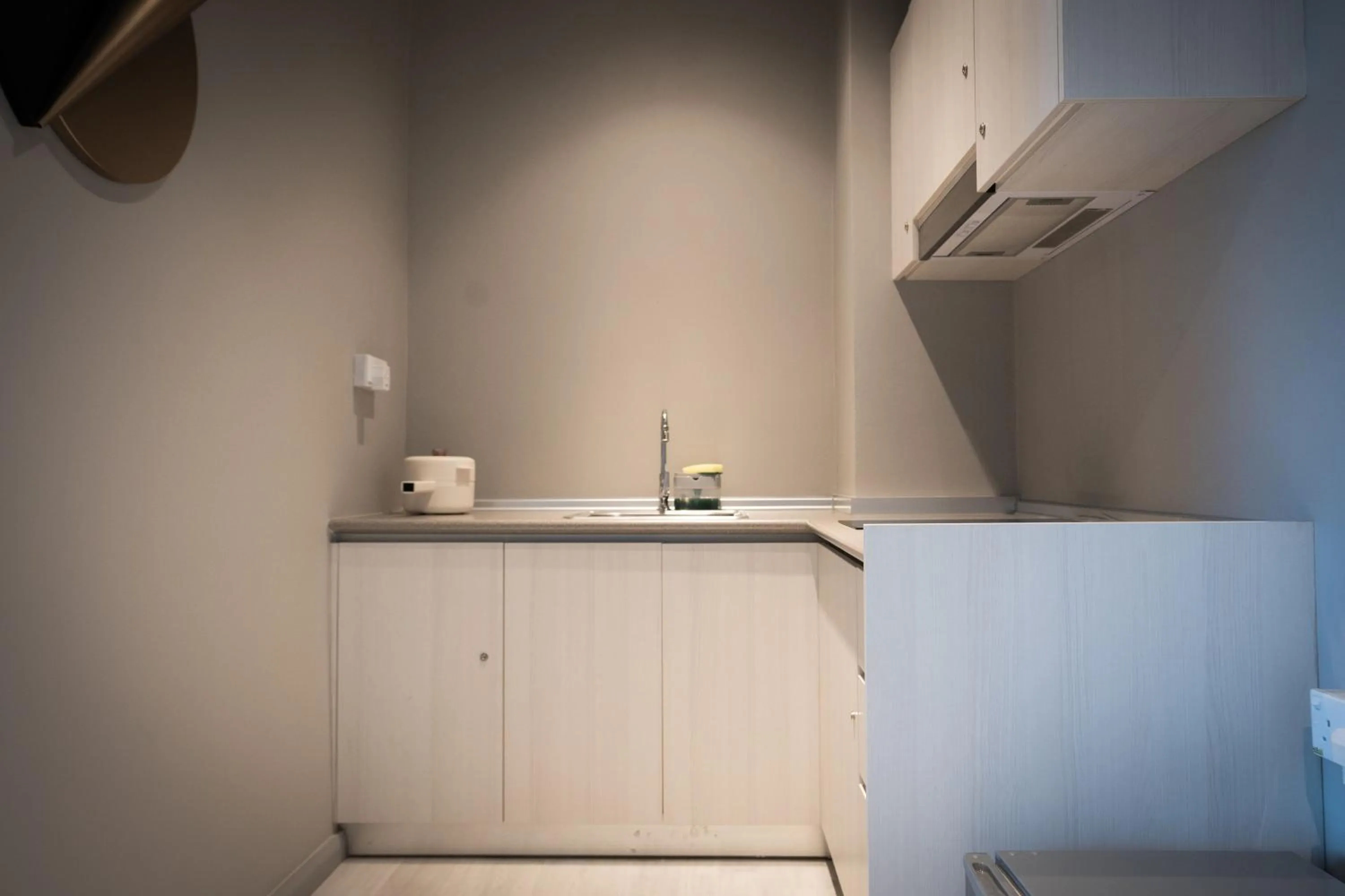 Kitchen or kitchenette in Jesselton Quay by Pinstay