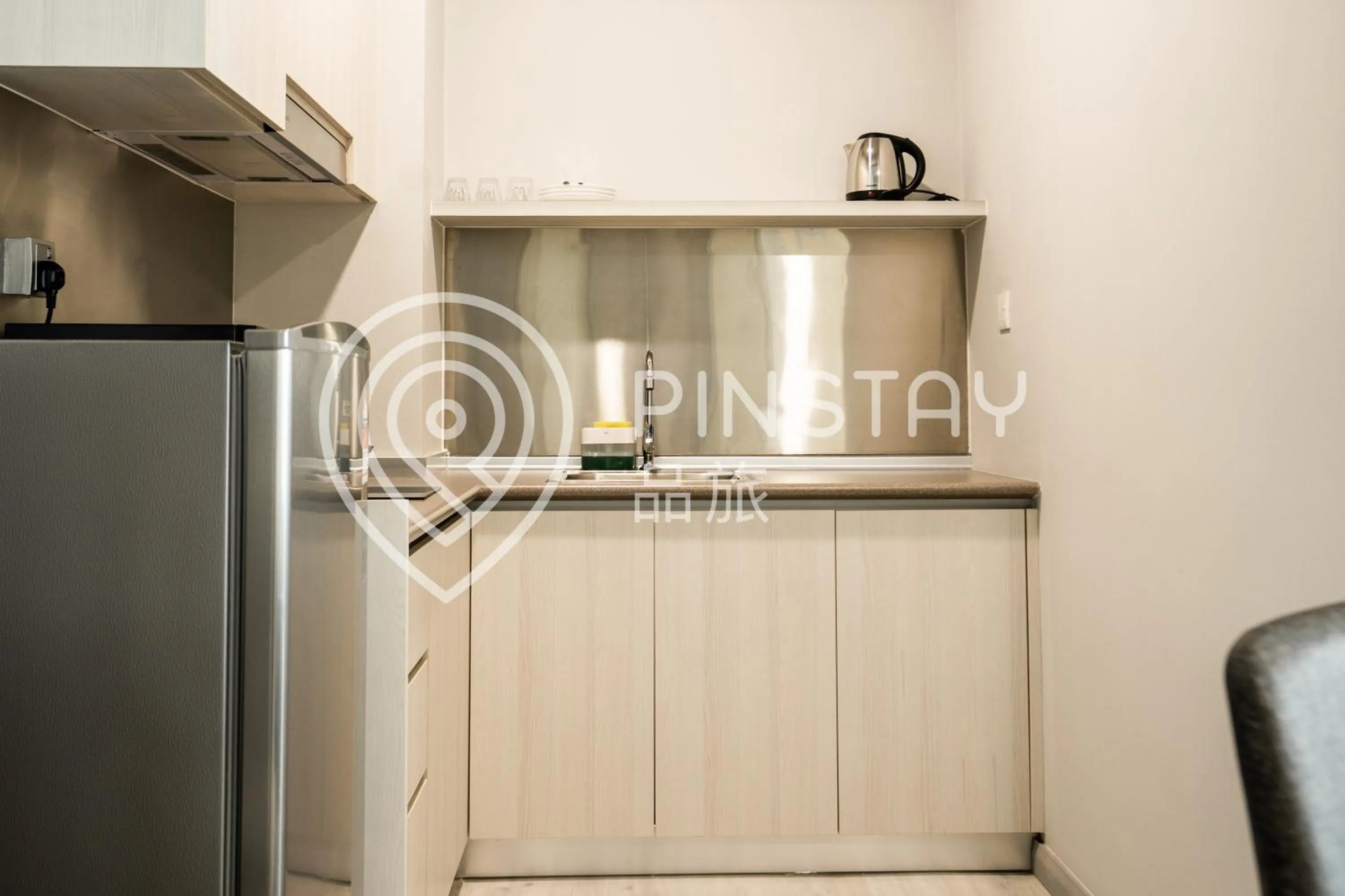 Kitchen or kitchenette in Jesselton Quay by Pinstay