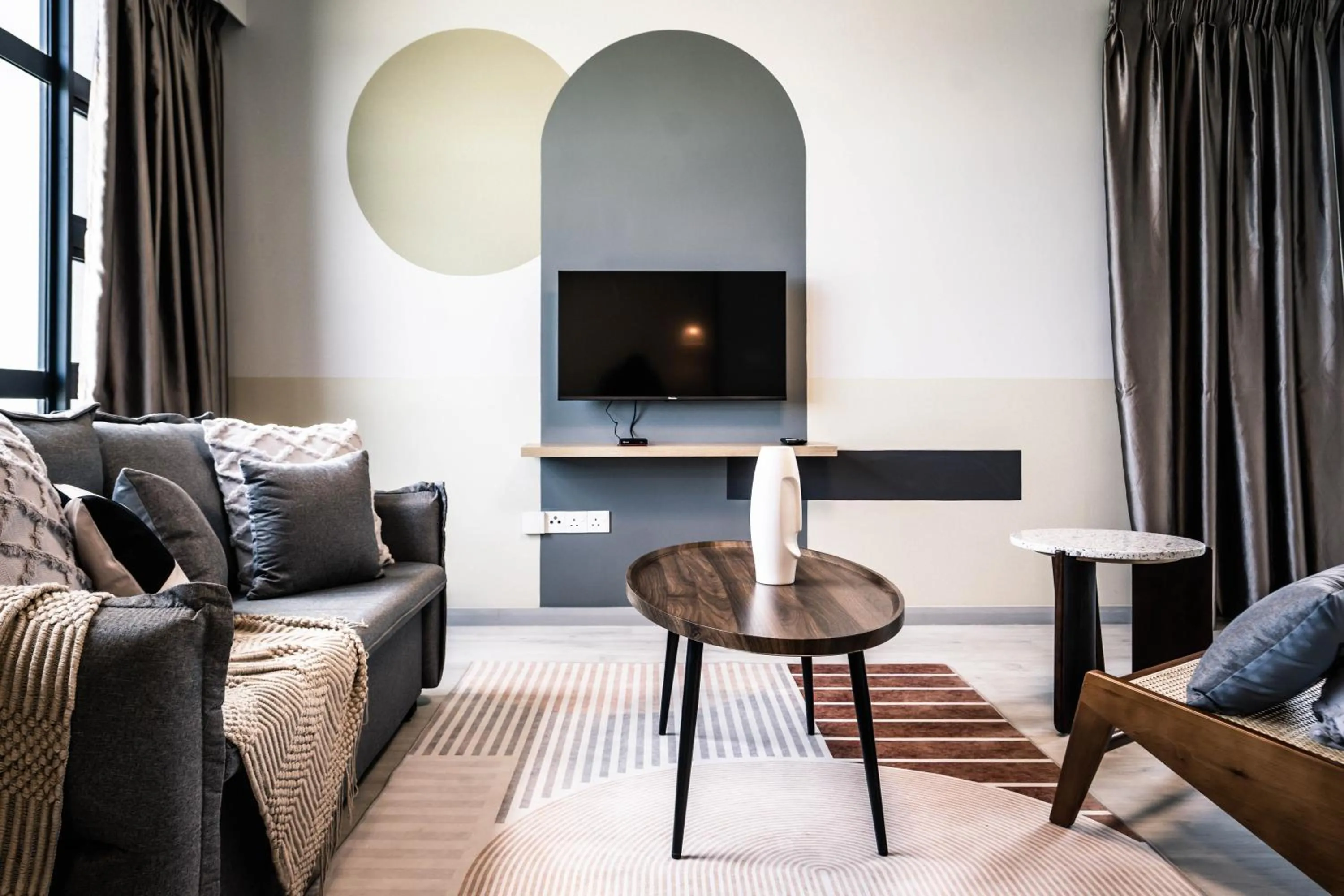 TV and multimedia in Jesselton Quay by Pinstay