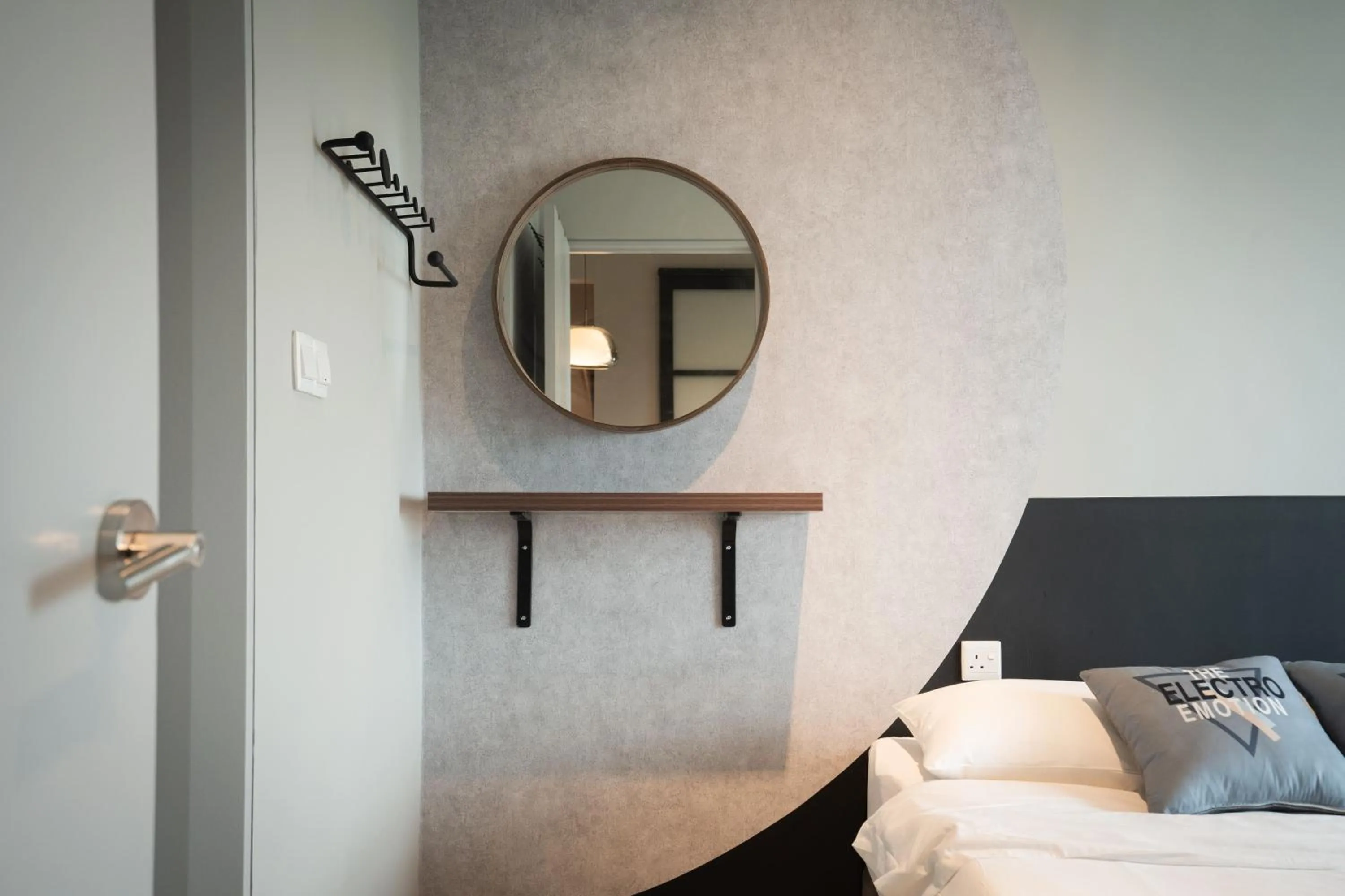 Bed in Jesselton Quay by Pinstay