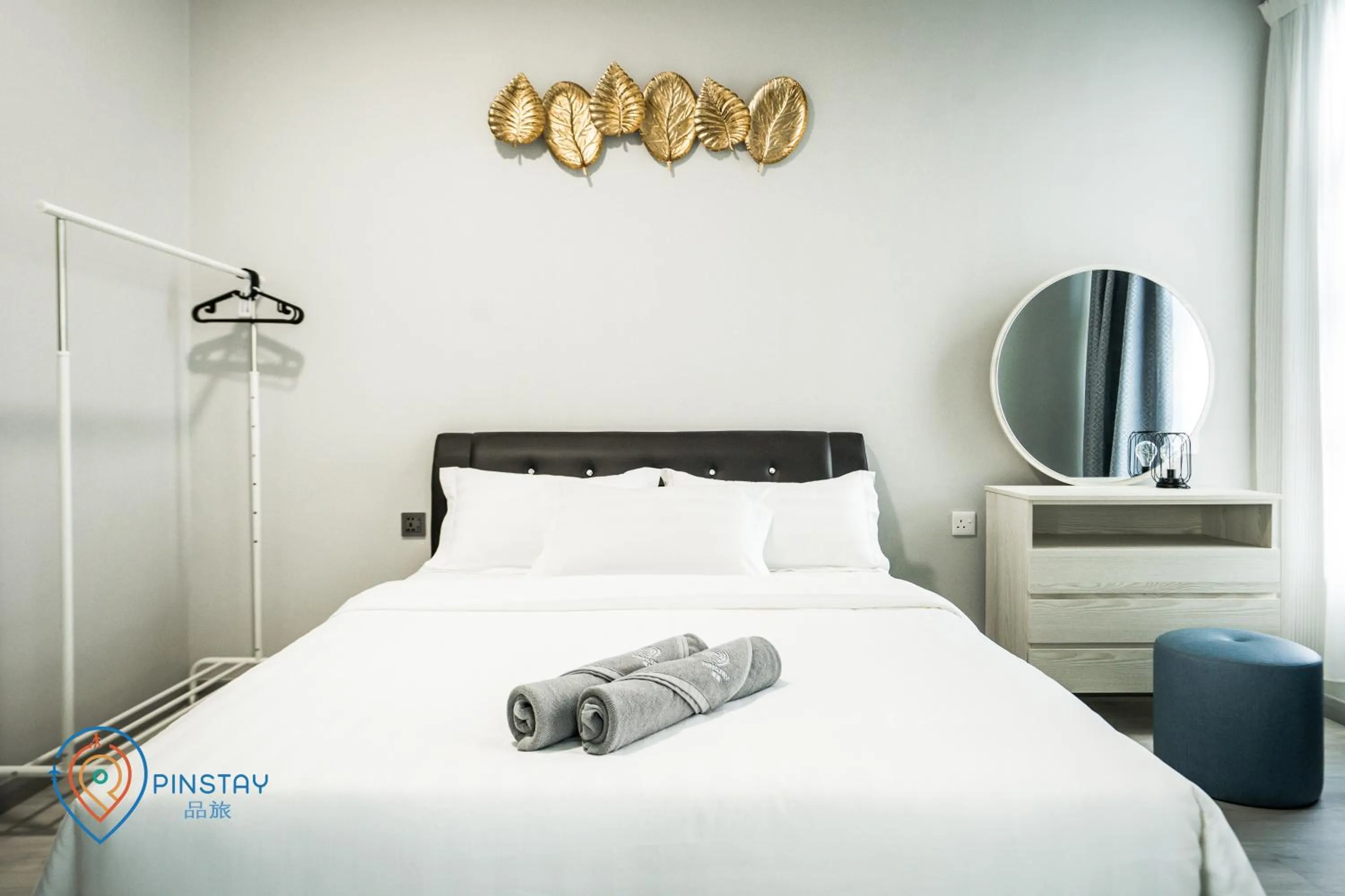 Bed in Jesselton Quay by Pinstay