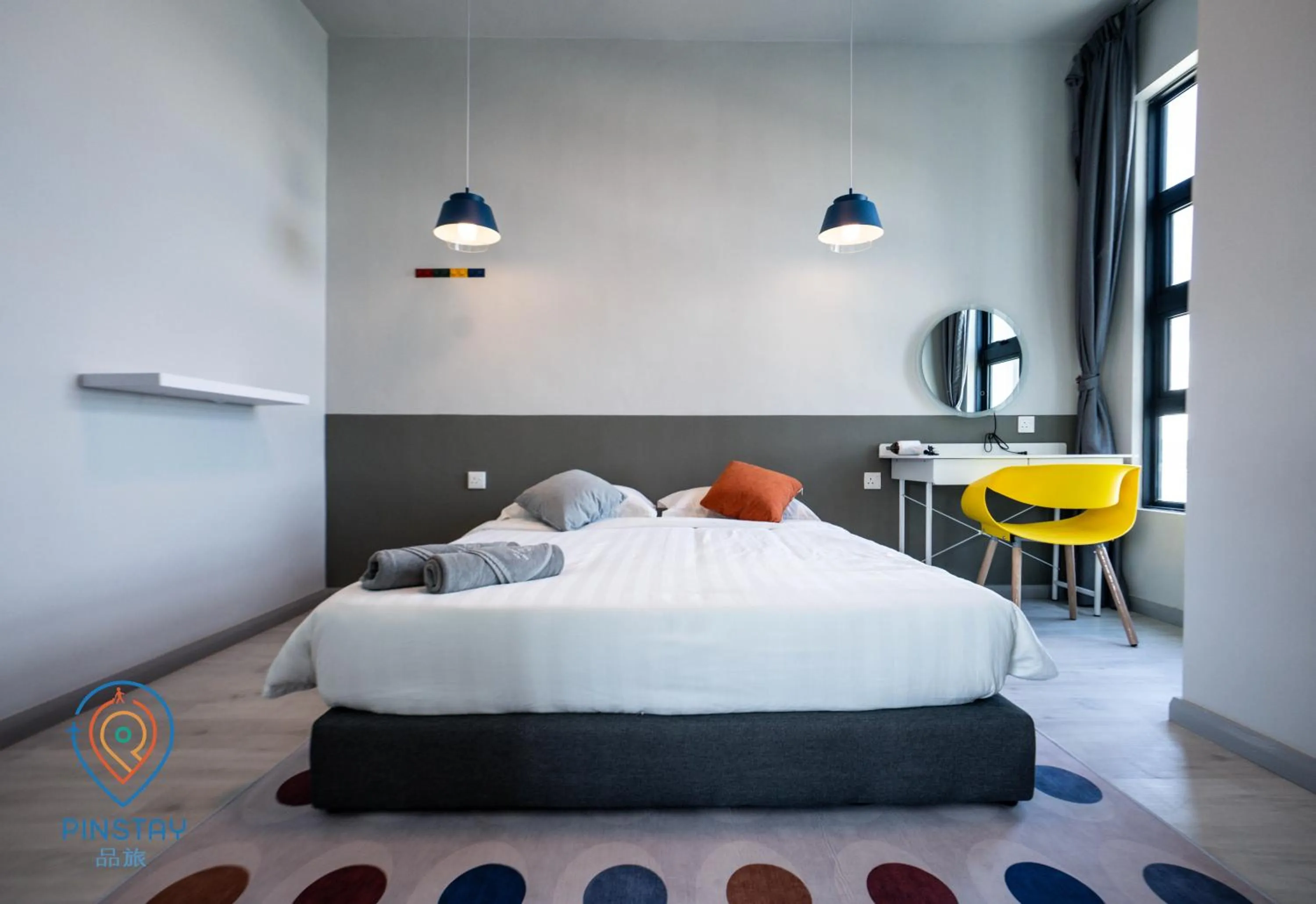 Bed in Jesselton Quay by Pinstay