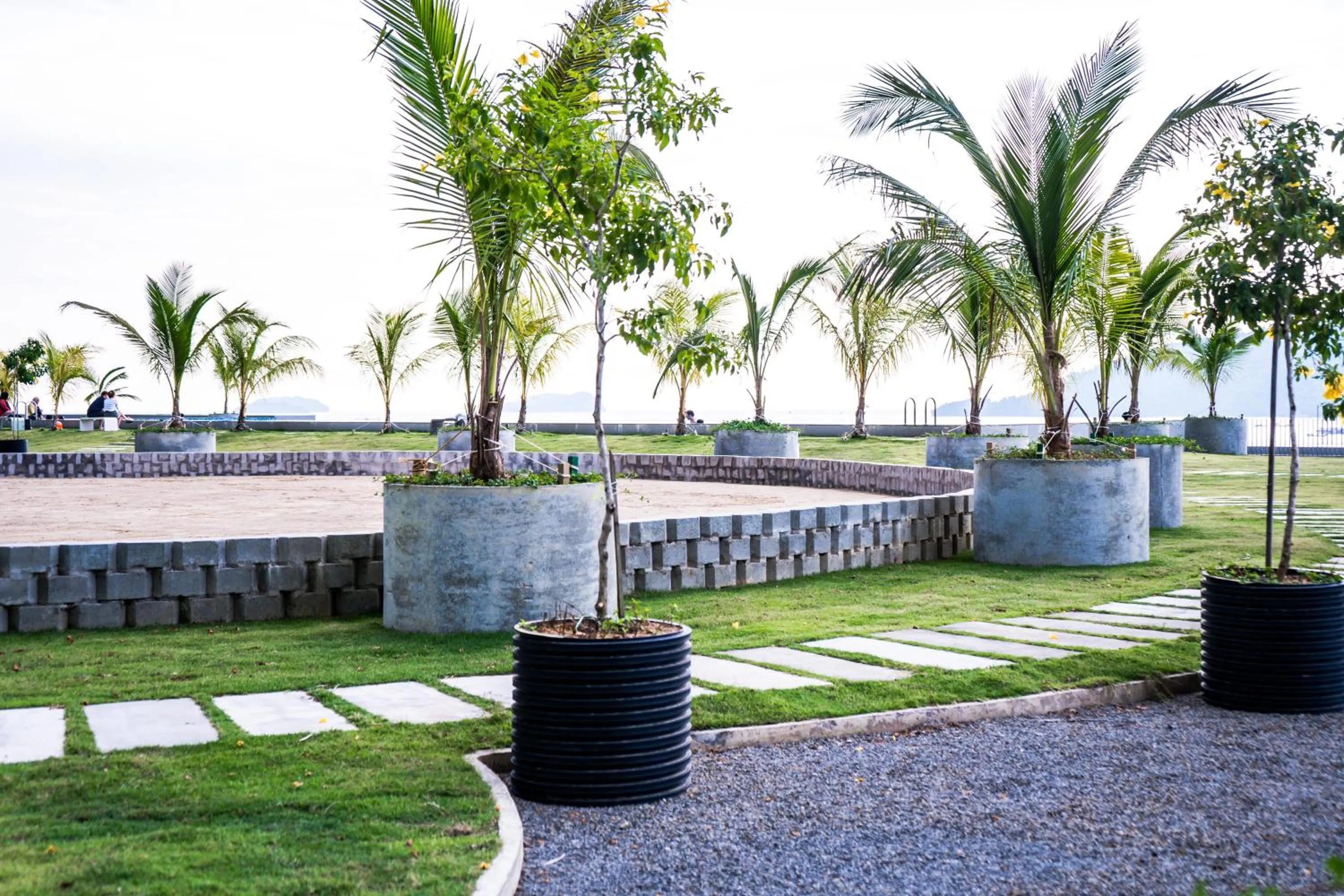 Garden in Jesselton Quay by Pinstay