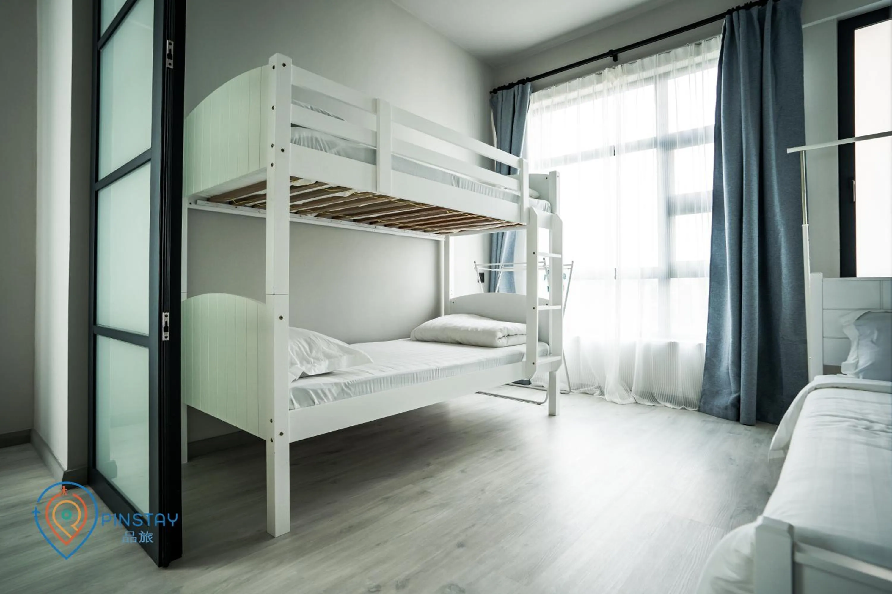 Bed in Jesselton Quay by Pinstay