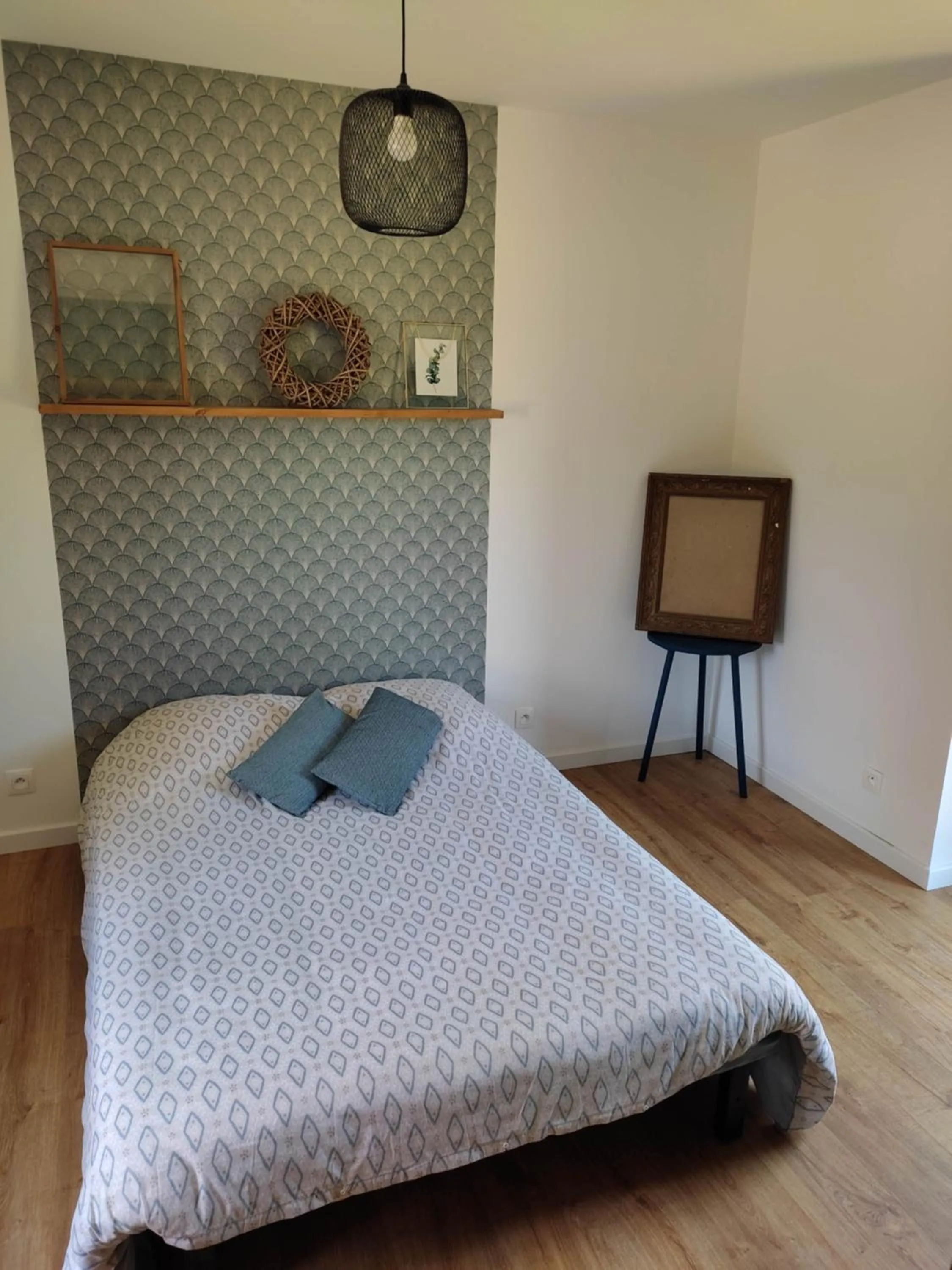 Double Room with Private Bathroom - single occupancy in Chambre d'hôtes