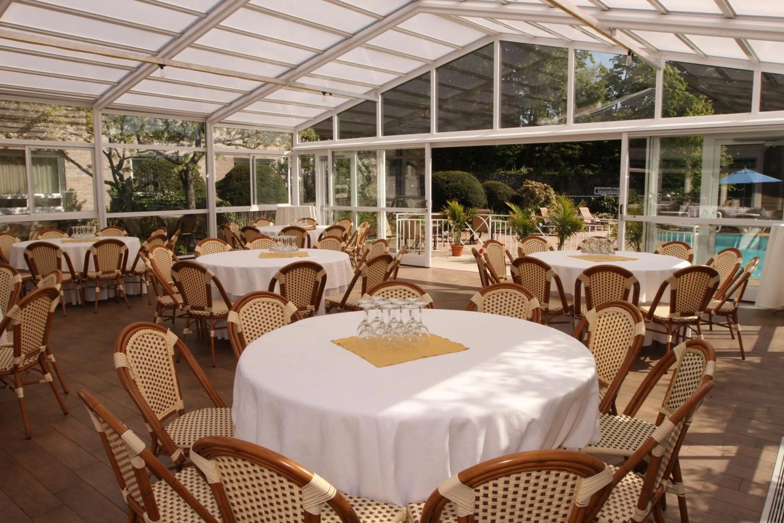 Patio in Guest House at Norwalk Inn