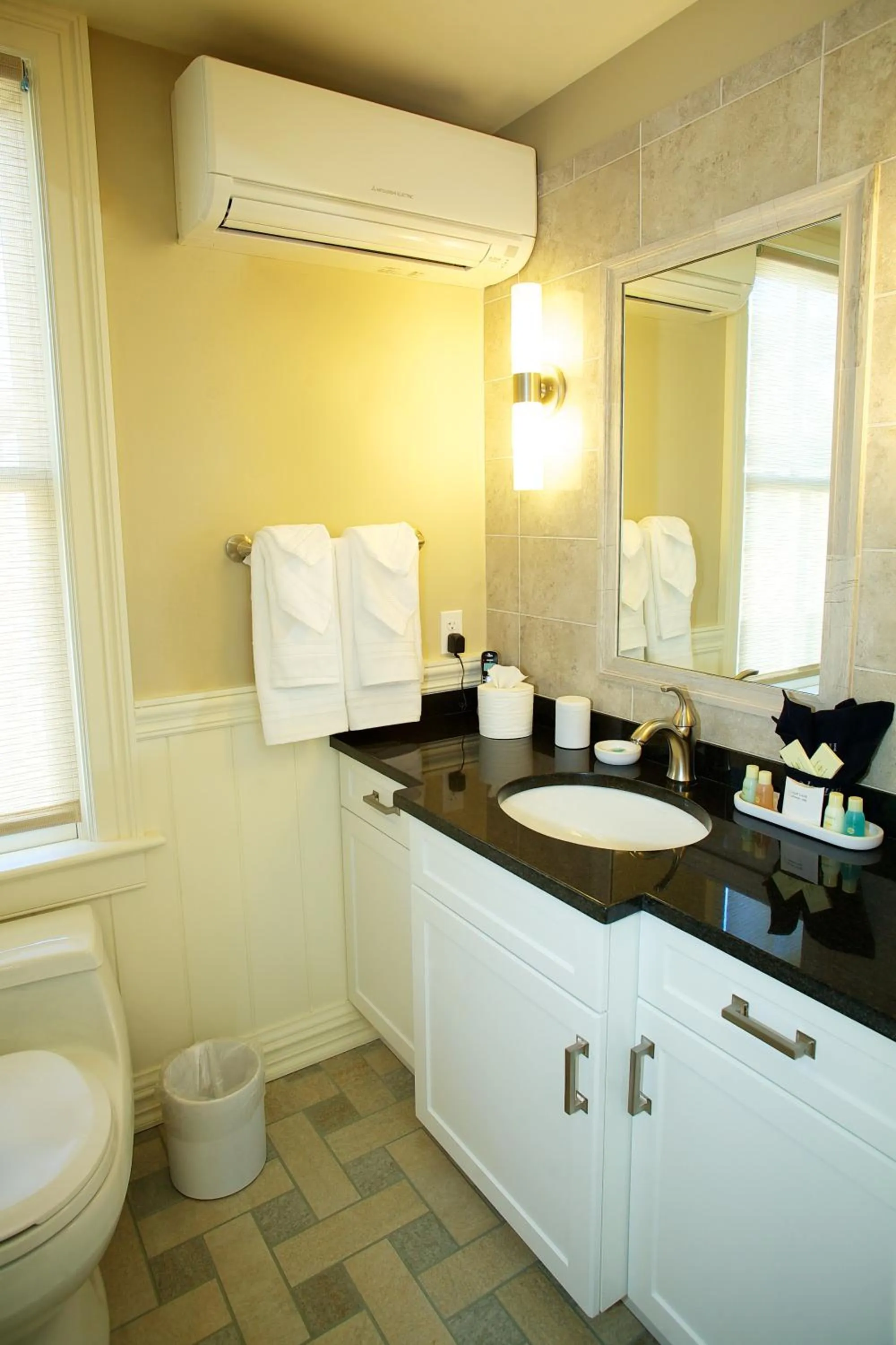 Guest House at Norwalk Inn