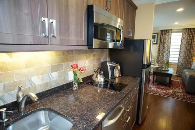 Kitchen or kitchenette in Guest House at Norwalk Inn