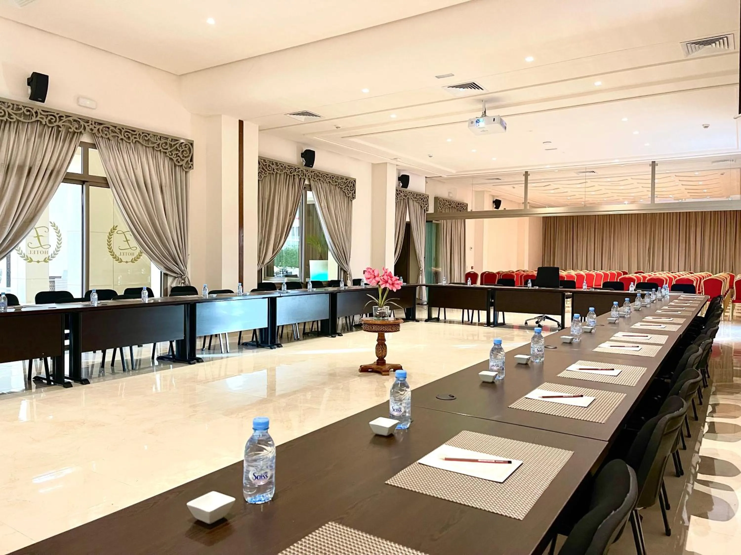 Restaurant/places to eat in Z Hotel Meknes